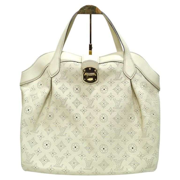 Louis Vuitton Off-White Monogram Mahina Cirrus PM Bag For Sale