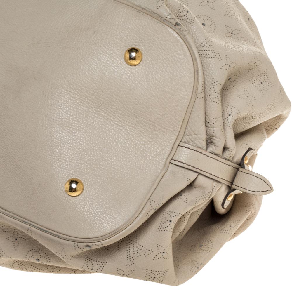 Louis Vuitton Off White Monogram Mahina Leather XL Bag 3