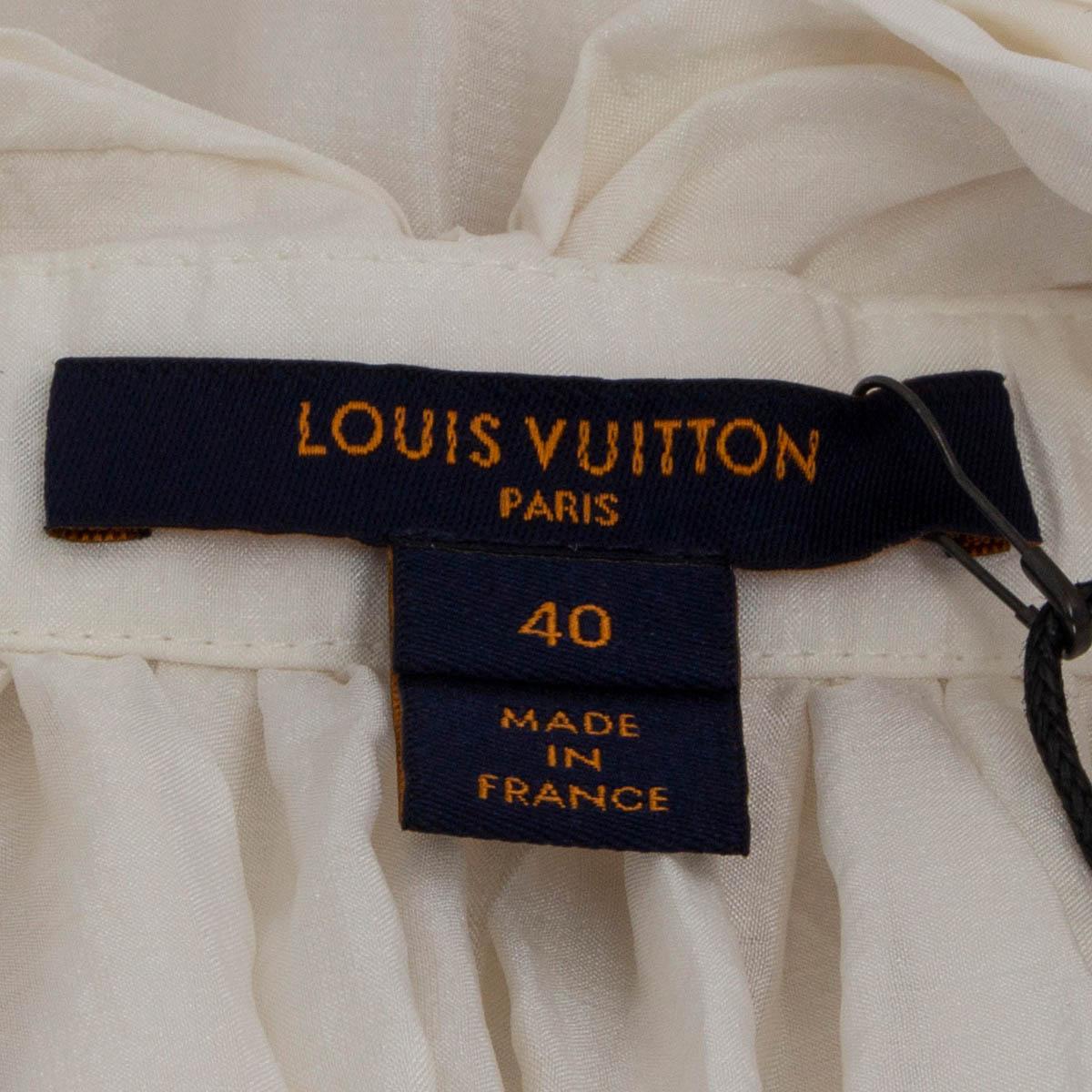 LOUIS VUITTON off-white silk SEMI SHEER RUFFLED PUSSY BOW Blouse Shirt 40 M In Excellent Condition For Sale In Zürich, CH