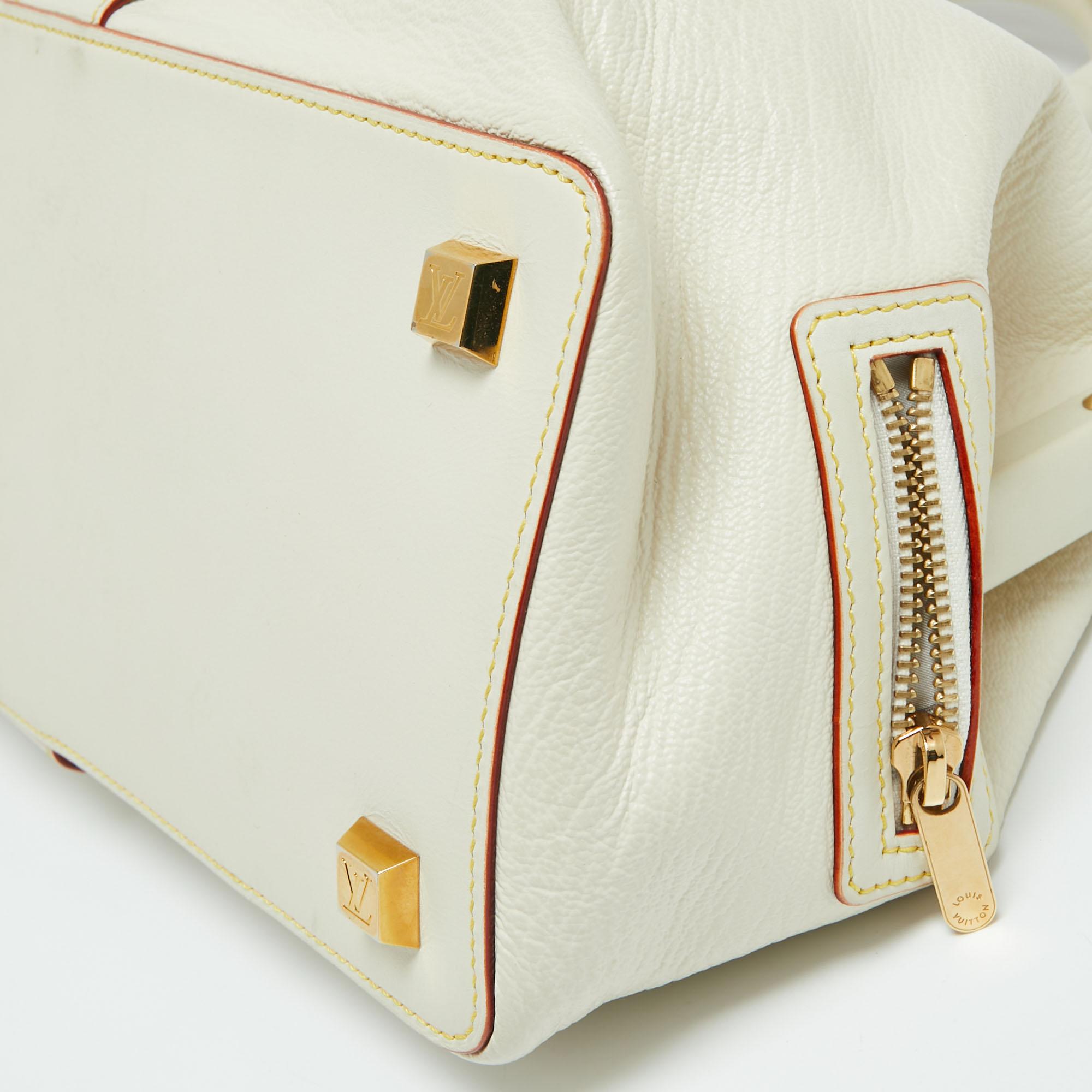 Louis Vuitton Off White Suhali Leather Lingenieux PM Bag 5