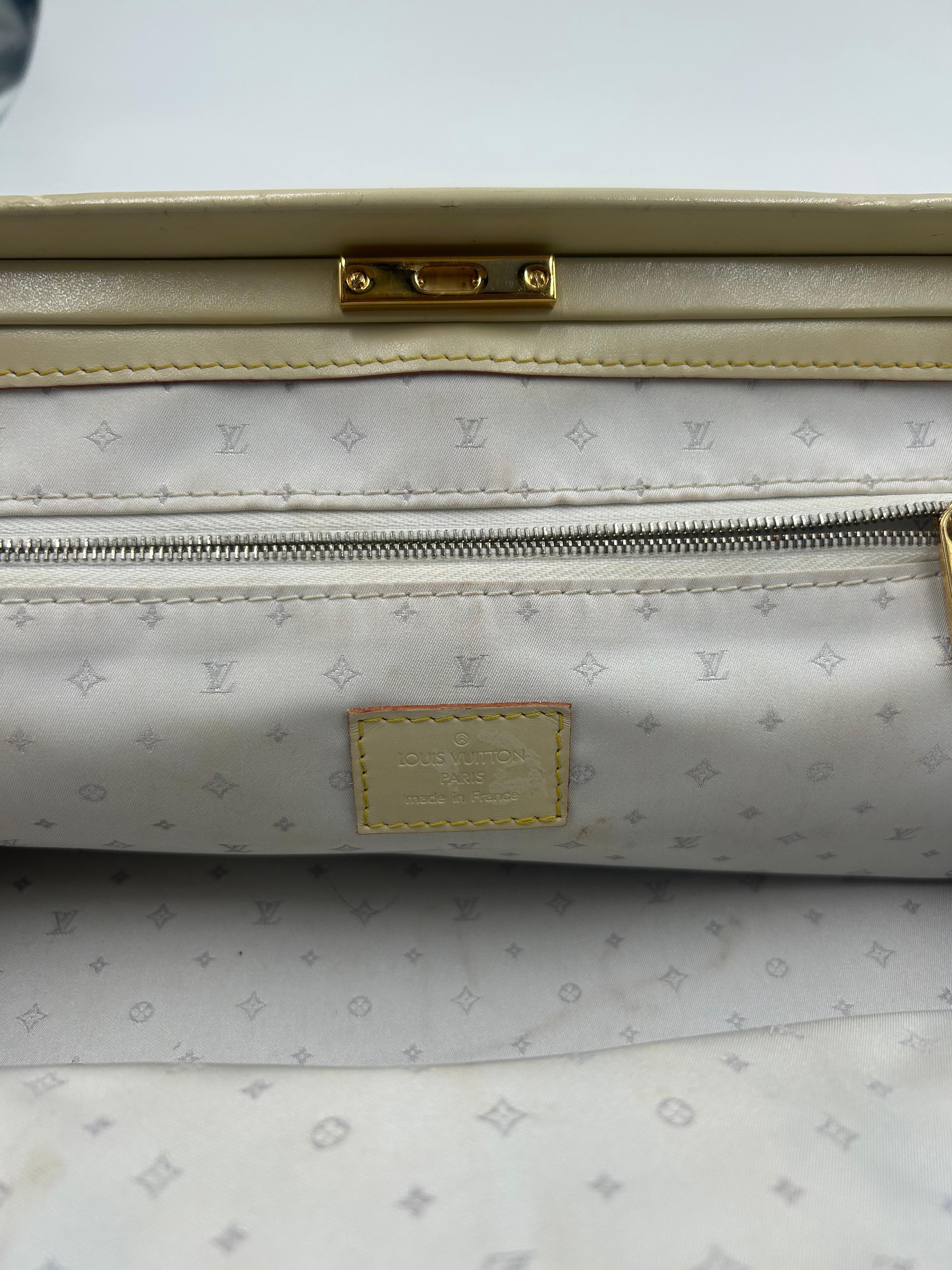 Louis Vuitton Off White Suhali Leder L'Ingenieux PM Tasche im Angebot 8