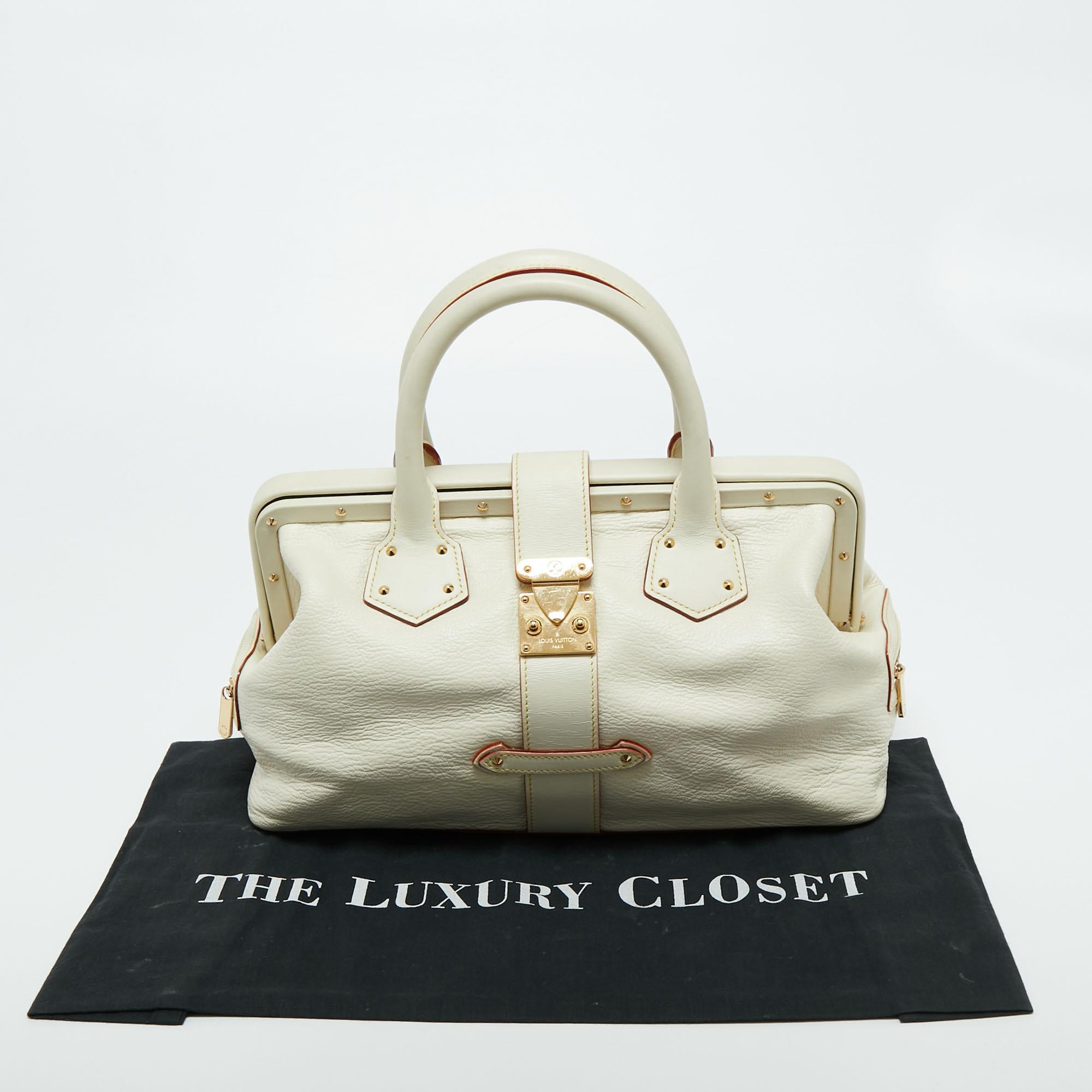 Louis Vuitton Off White Suhali Leather Lingenieux PM Bag In Good Condition In Dubai, Al Qouz 2