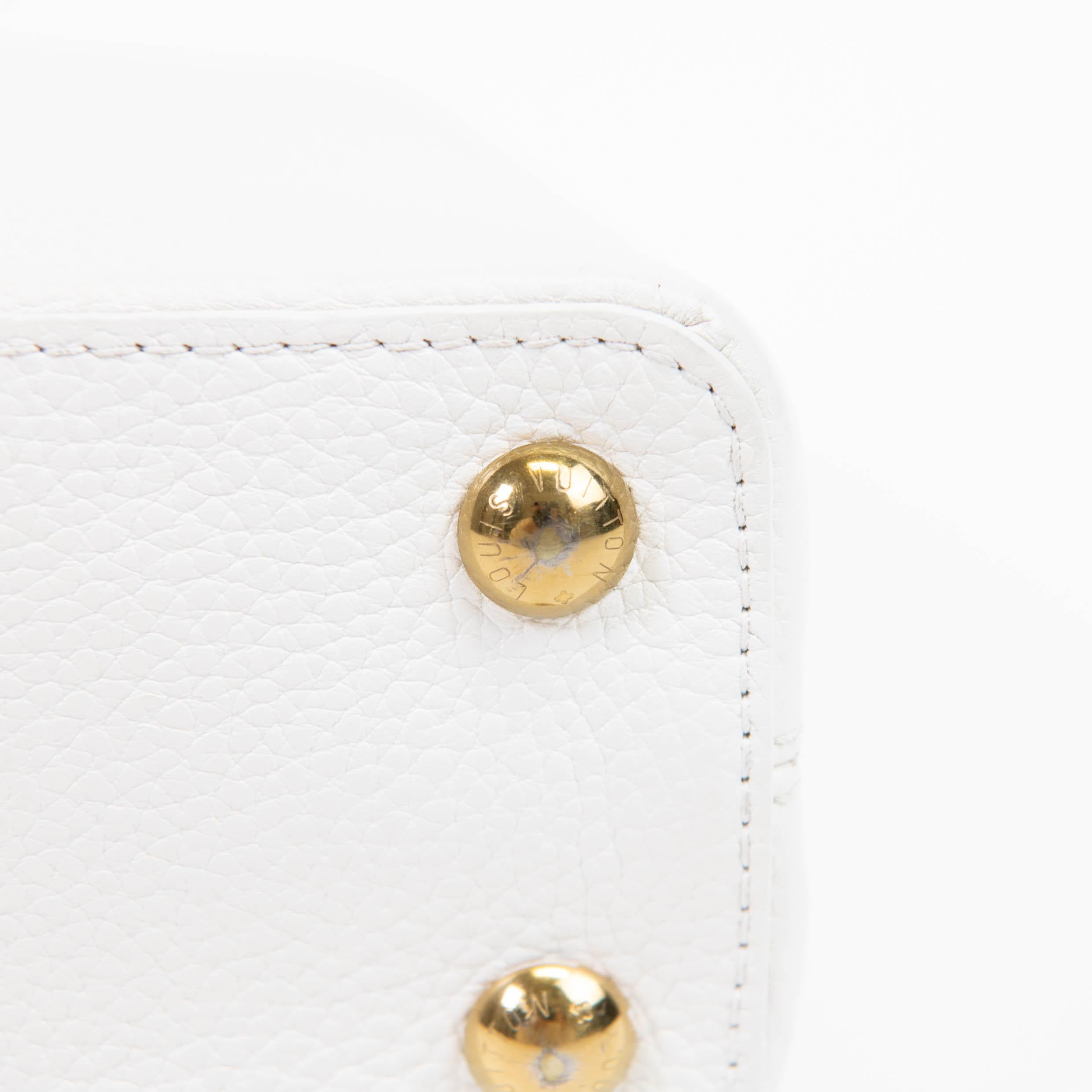 Louis Vuitton Off White Taurillon Leather Capucines BB Crossbody 2