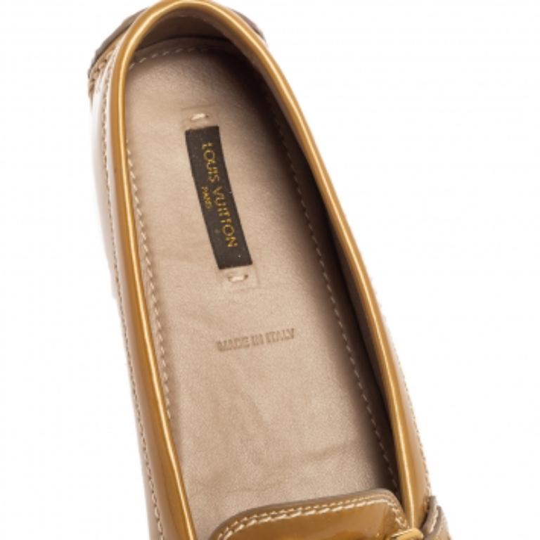 Louis Vuitton Olive Green Patent Leather Logo Loafers Size 36 For Sale 1