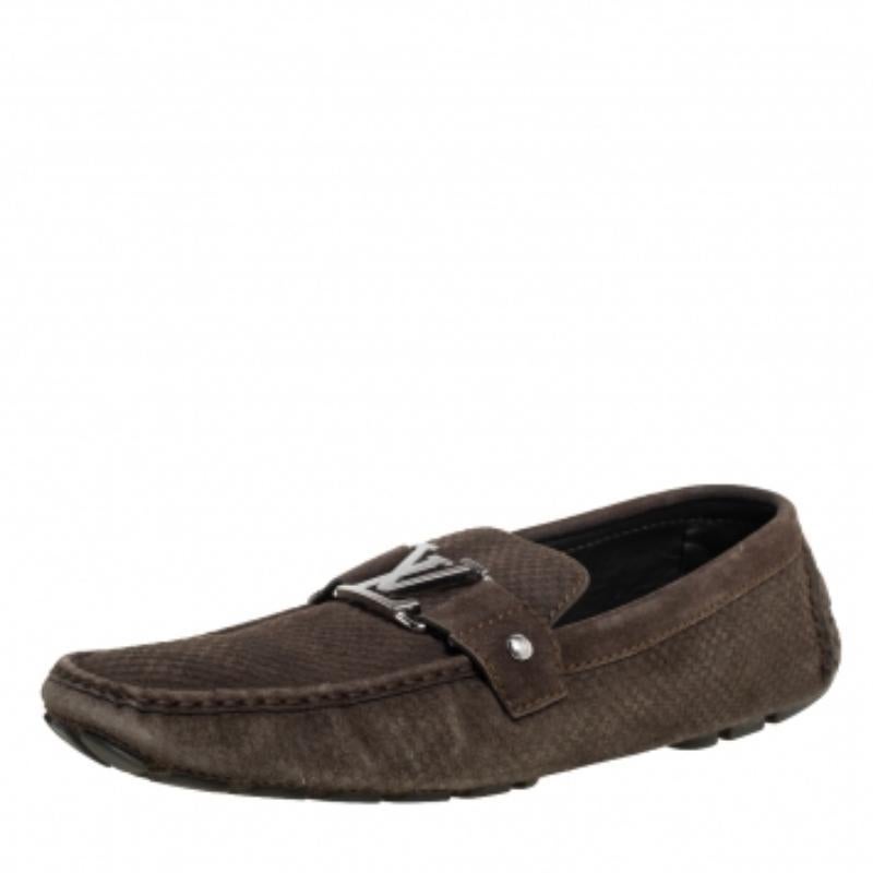 Louis Vuitton Olive Green Suede Monte Carlo Slip On Loafers Size 45 In Fair Condition For Sale In Dubai, Al Qouz 2
