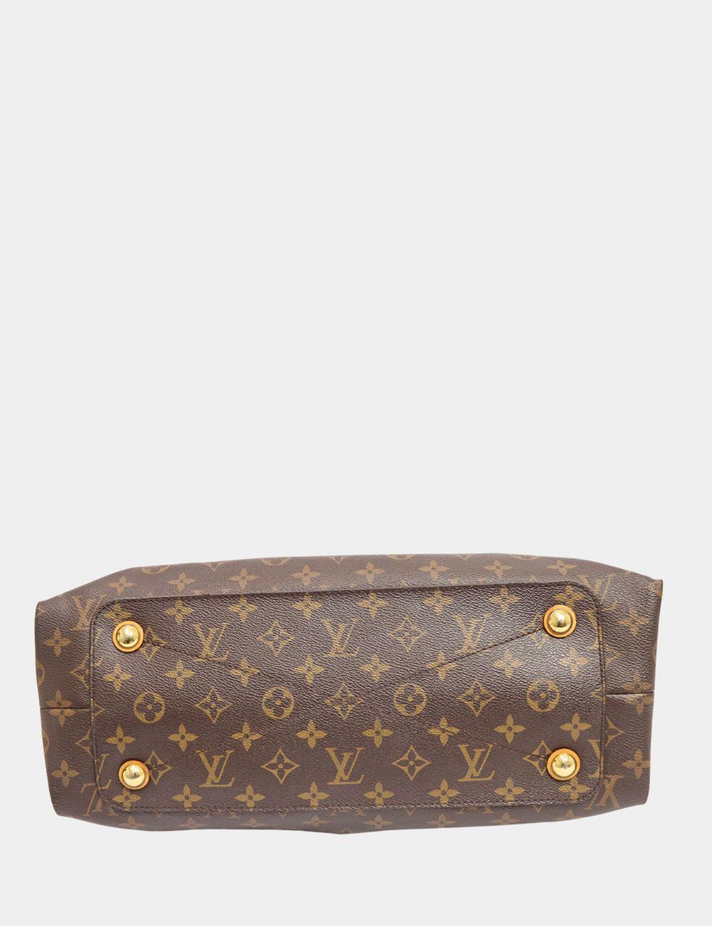 Louis Vuitton Olympe Bag In Good Condition In Amman, JO