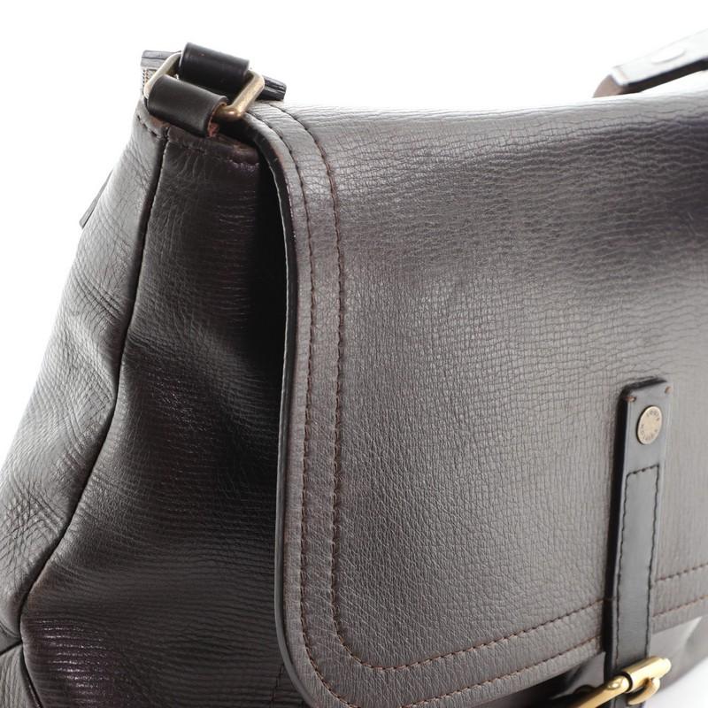 Women's or Men's Louis Vuitton Omaha Messenger Bag Utah Leather