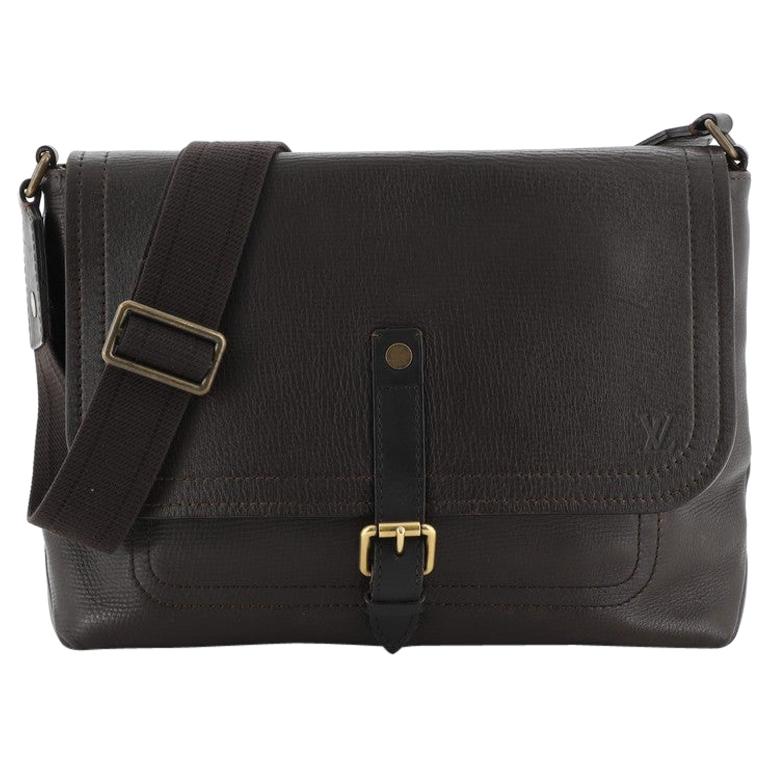 Louis Vuitton Omaha Messenger Bag Utah Leather at 1stDibs