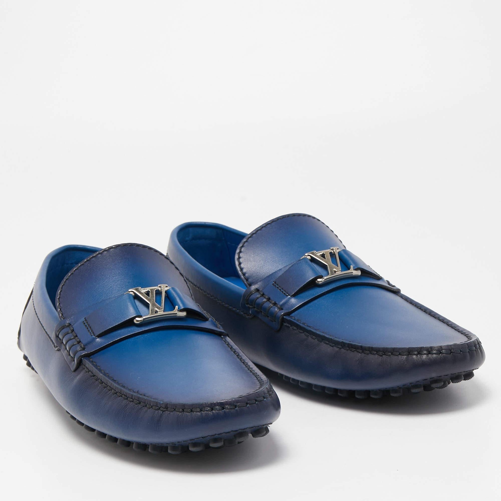 Louis Vuitton Ombre Blue Leather Hockenheim Slip On Loafers Size 41 In Excellent Condition In Dubai, Al Qouz 2