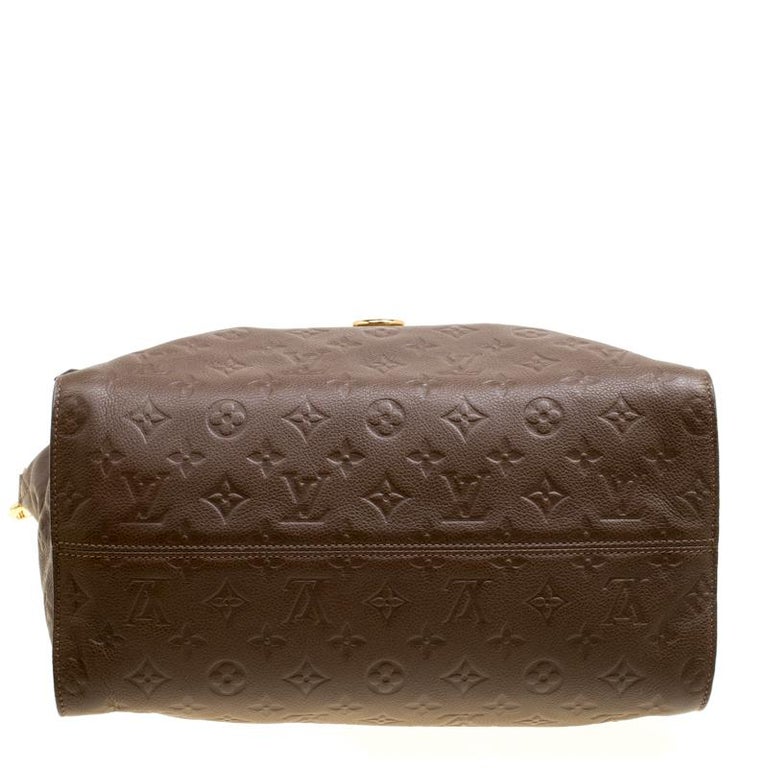What's in my bag? Louis Vuitton Empreinte Lumineuse PM in Ombre