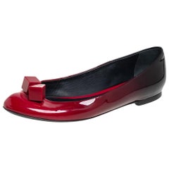 Louis Vuitton Ombrè in pelle verniciata Gossip Cube Embellished Ballet Flats Taglia 38