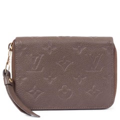 Louis Vuitton Ombre Taupe Monogram Empreinte Leather Petillante Clutch