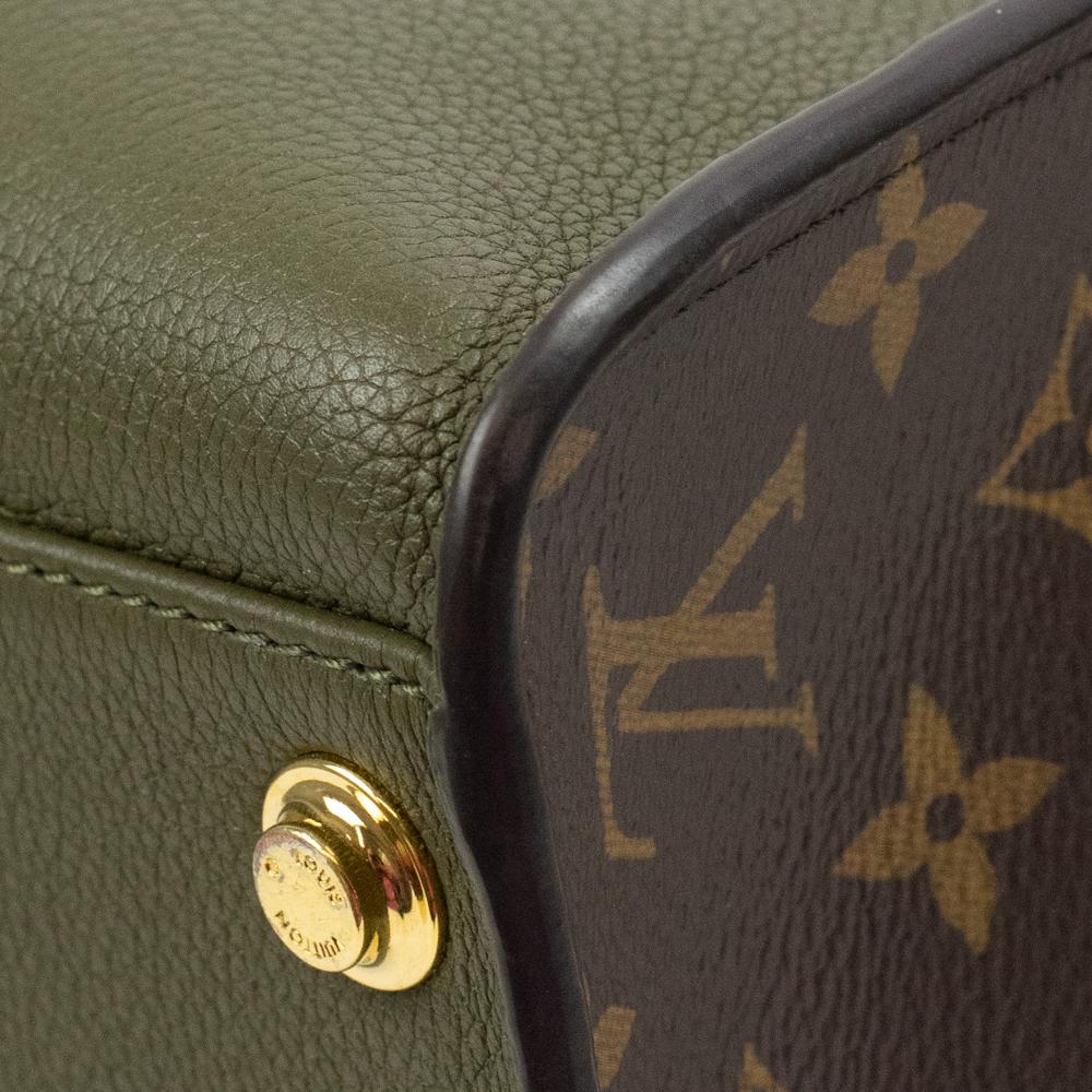Louis Vuitton, On my side in green leather 3