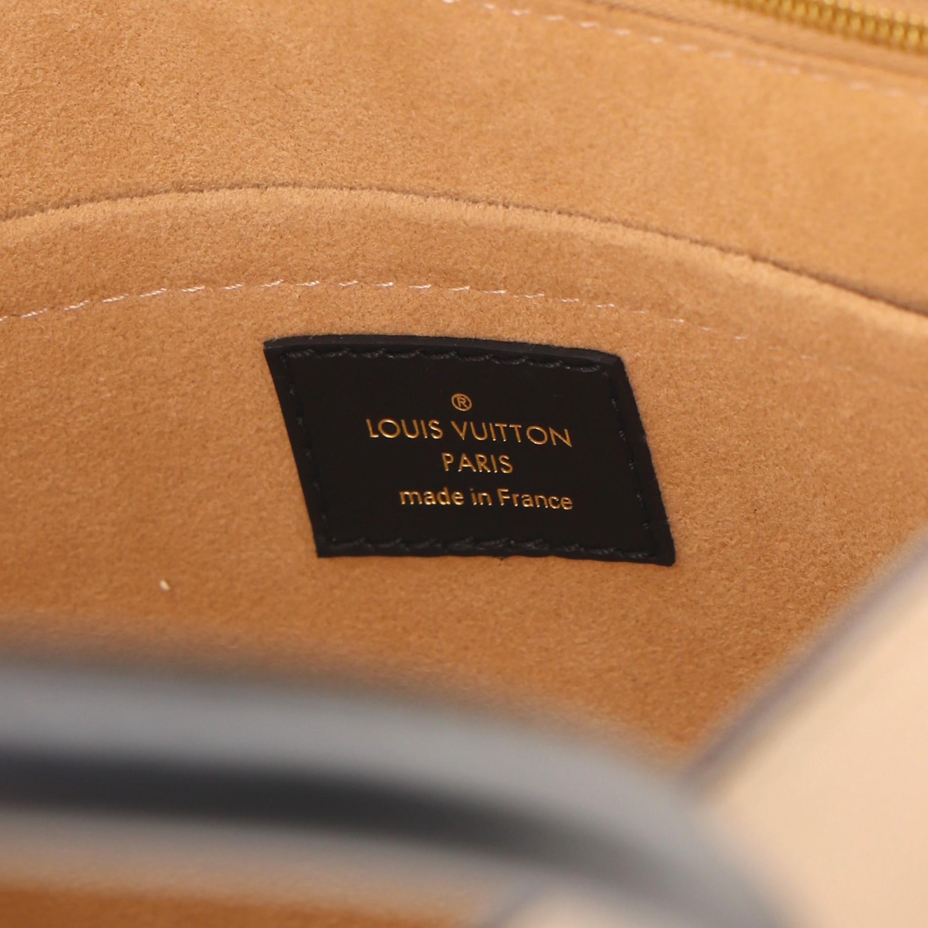 Louis Vuitton On My Side Tote Leather with Monogram Canvas MM In Good Condition In NY, NY