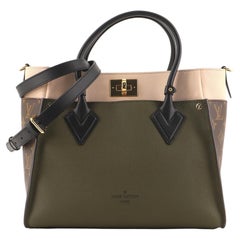 Louis Vuitton On My Side Fourre-tout en cuir avec toile à monogramme MM