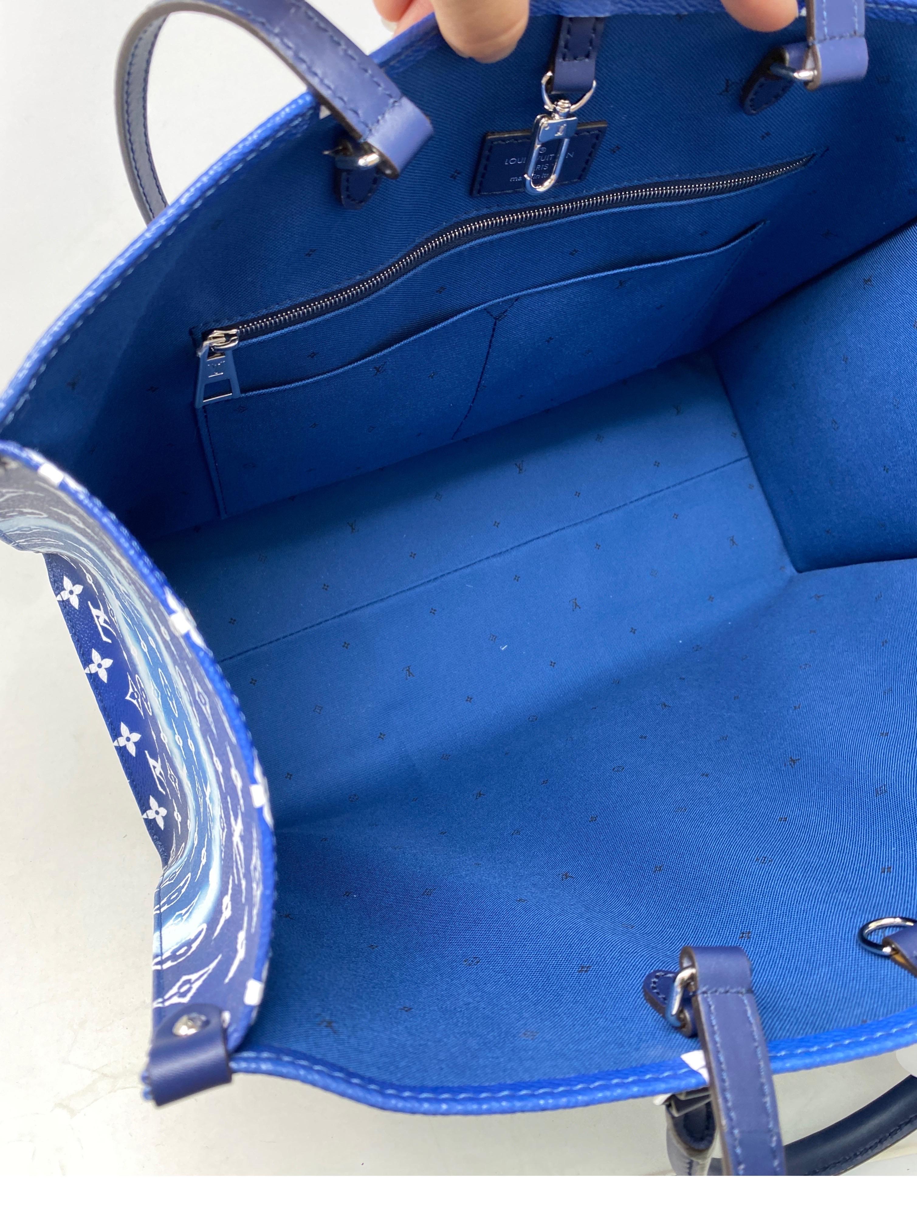Louis Vuitton On The Go Blue Escale Bag 10