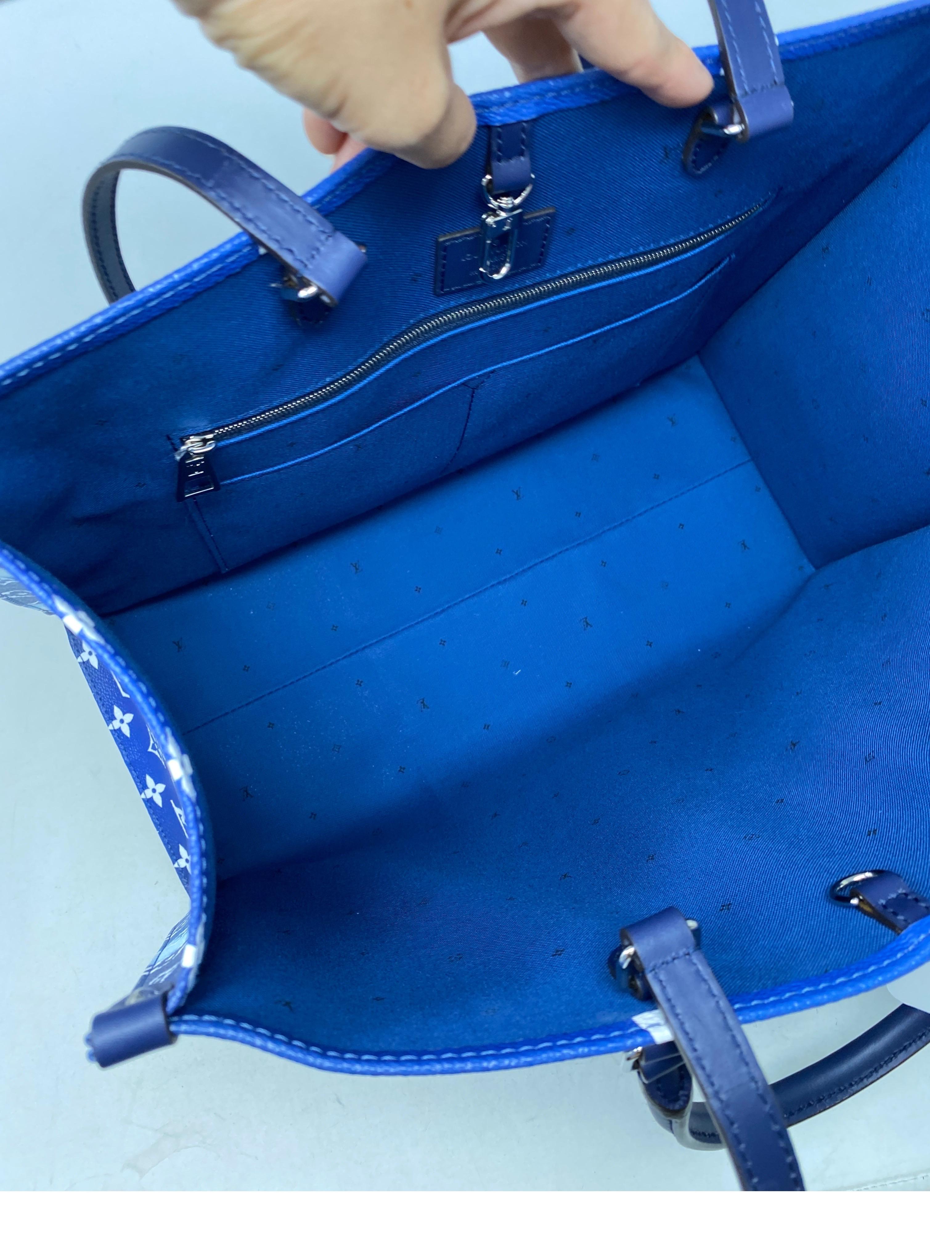 Louis Vuitton On The Go Blue Escale Bag 11