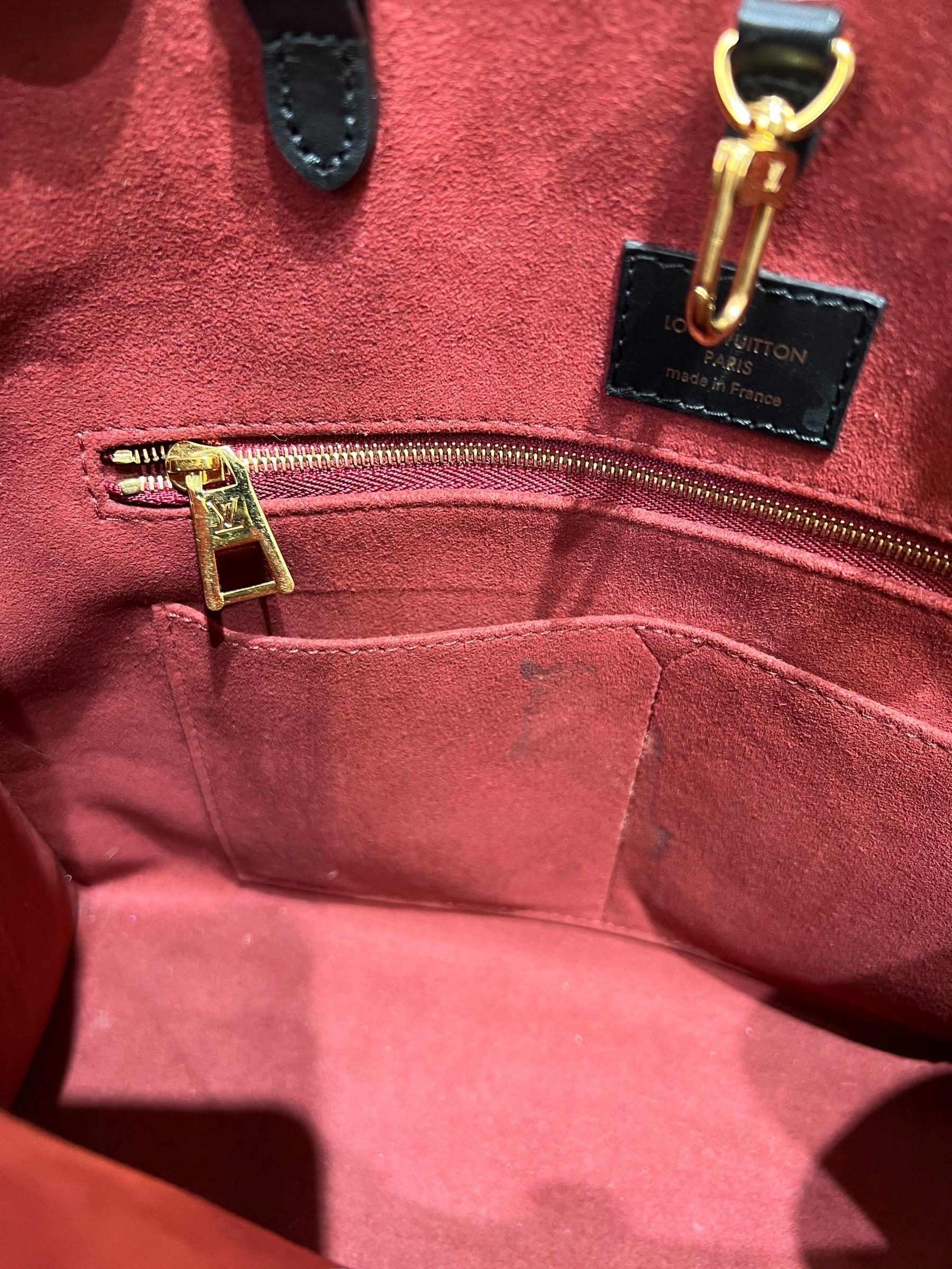 Louis Vuitton OnTheGo Empreinte MM Bicolor Borsa A Spalla  en vente 8