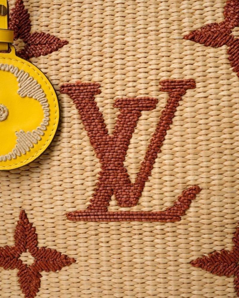 Louis Vuitton OnTheGo GM Raffia Giant Monogram Camel en vente 6