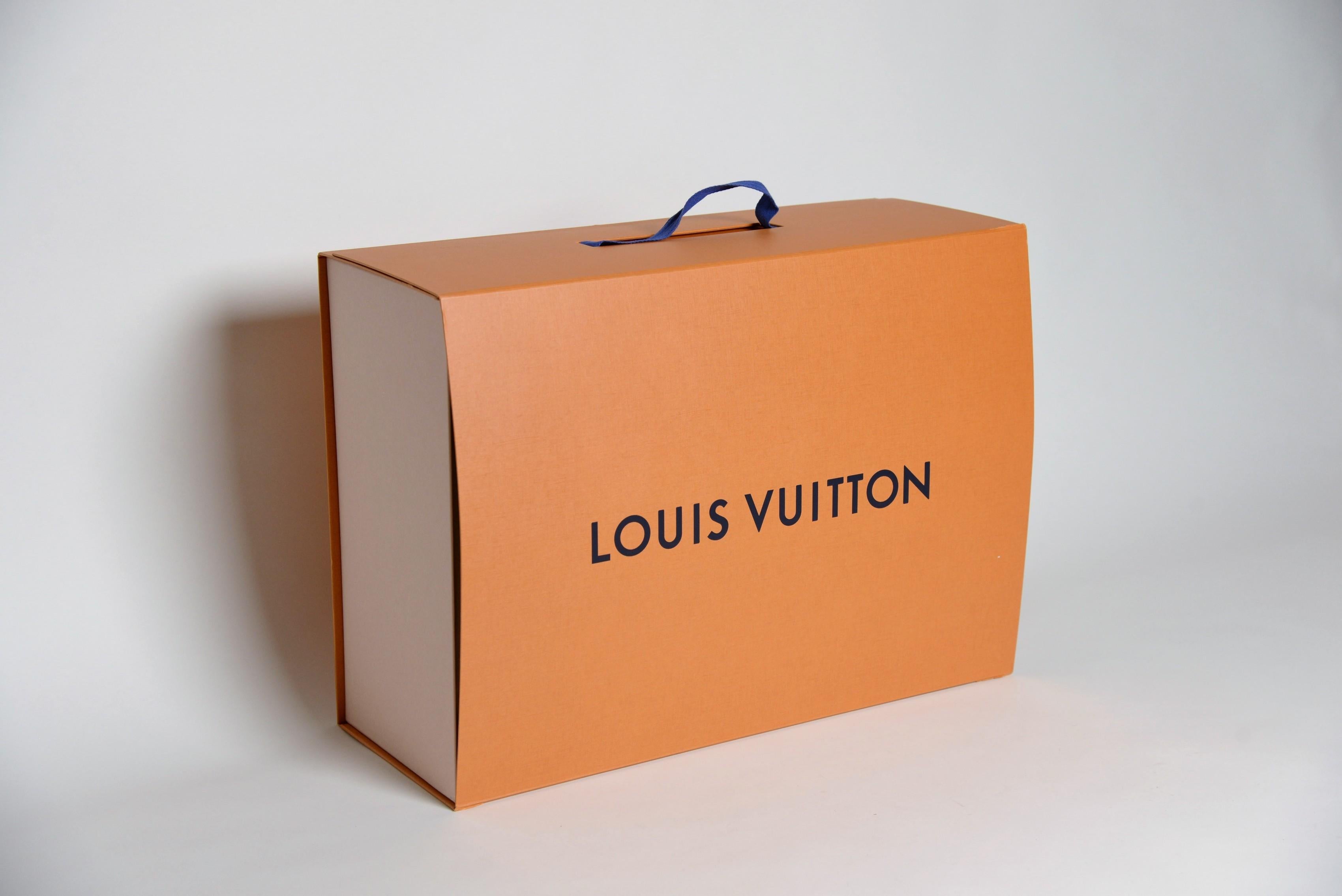 Louis Vuitton OnTheGo GM By The Pool Collection NEW Full Set 4