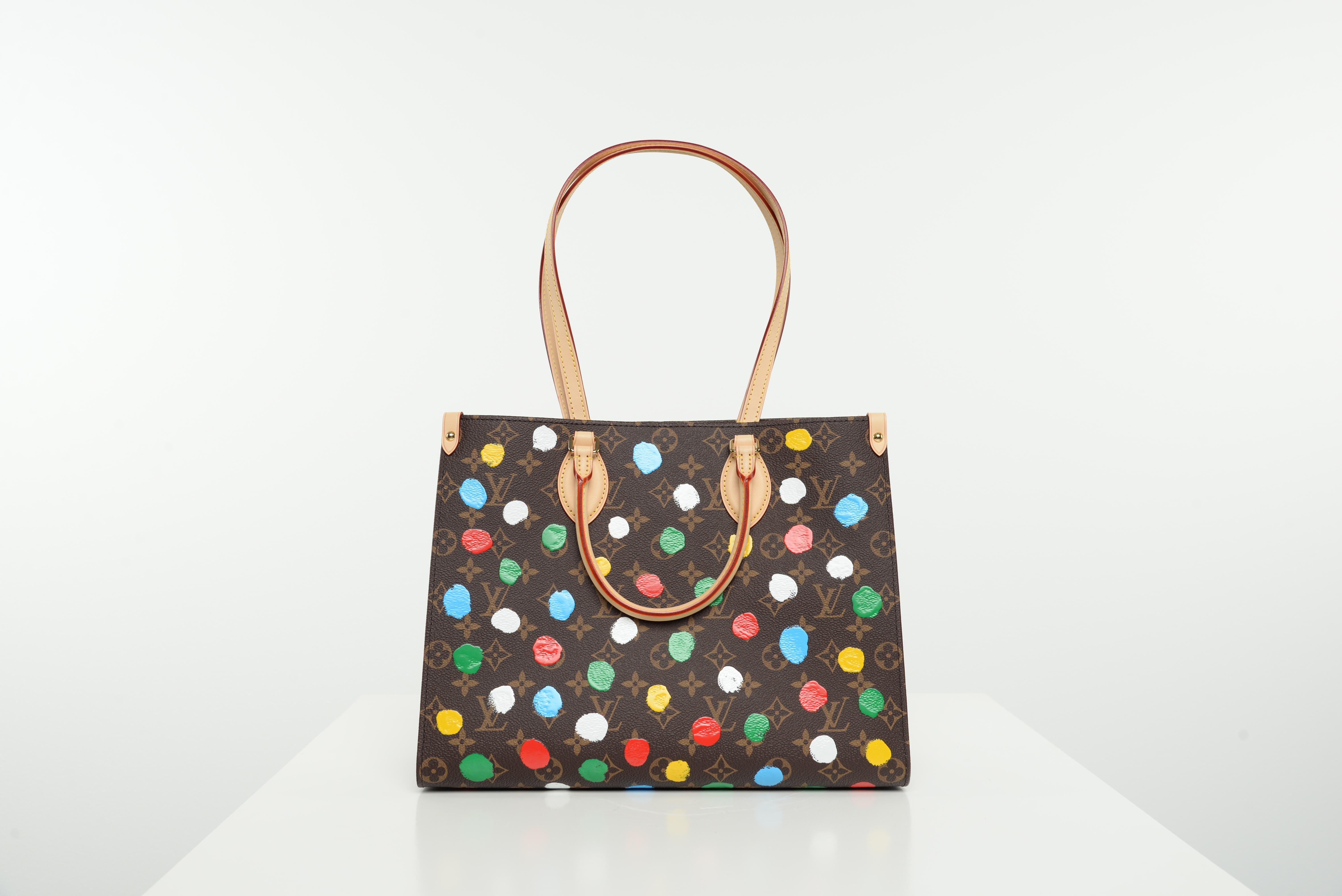 Louis Vuitton OnTheGo MM Yayoi Kusama Limited Edition NEW Full-Set For Sale 3