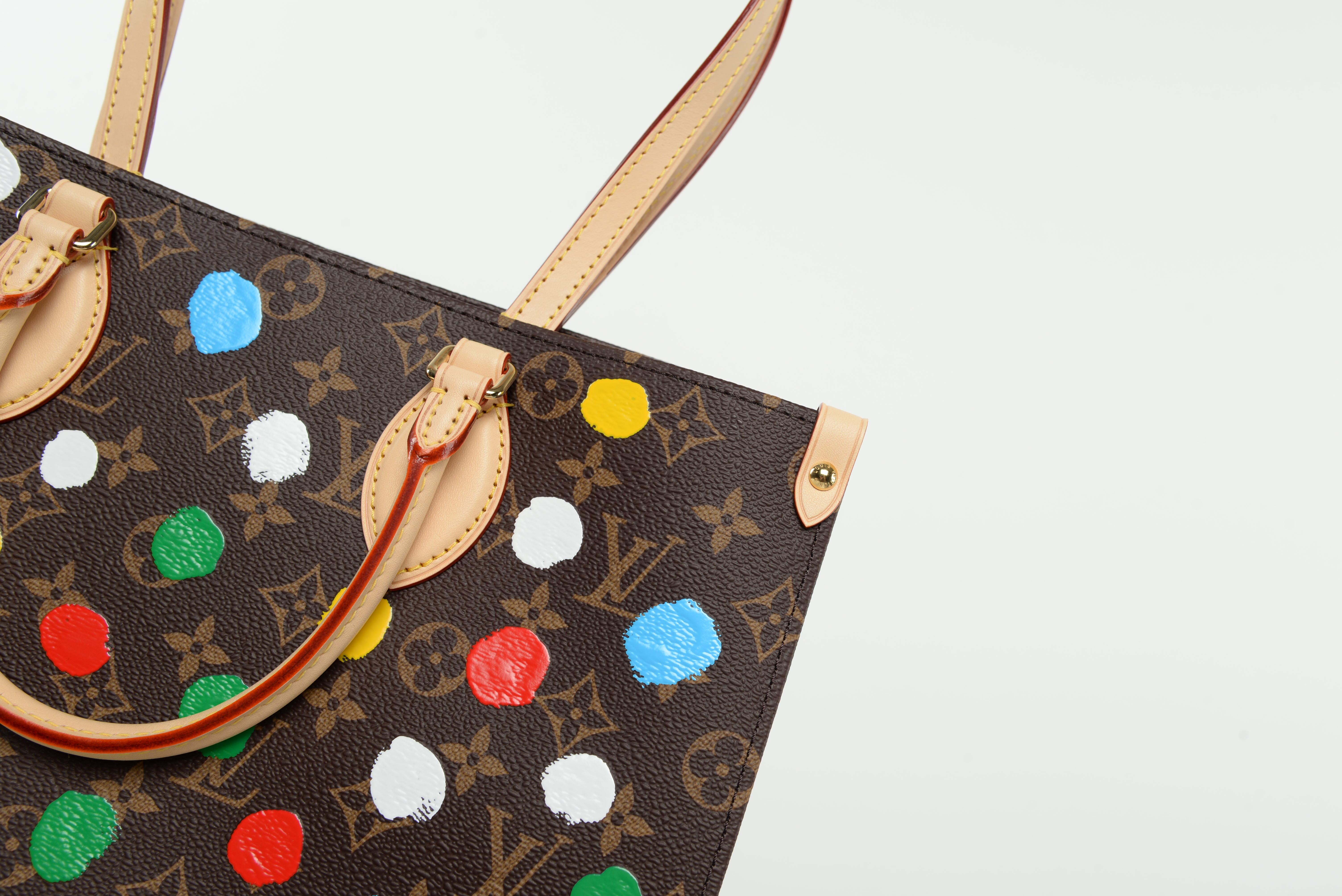 Louis Vuitton OnTheGo MM Yayoi Kusama Limited Edition NEW Full-Set For Sale 4