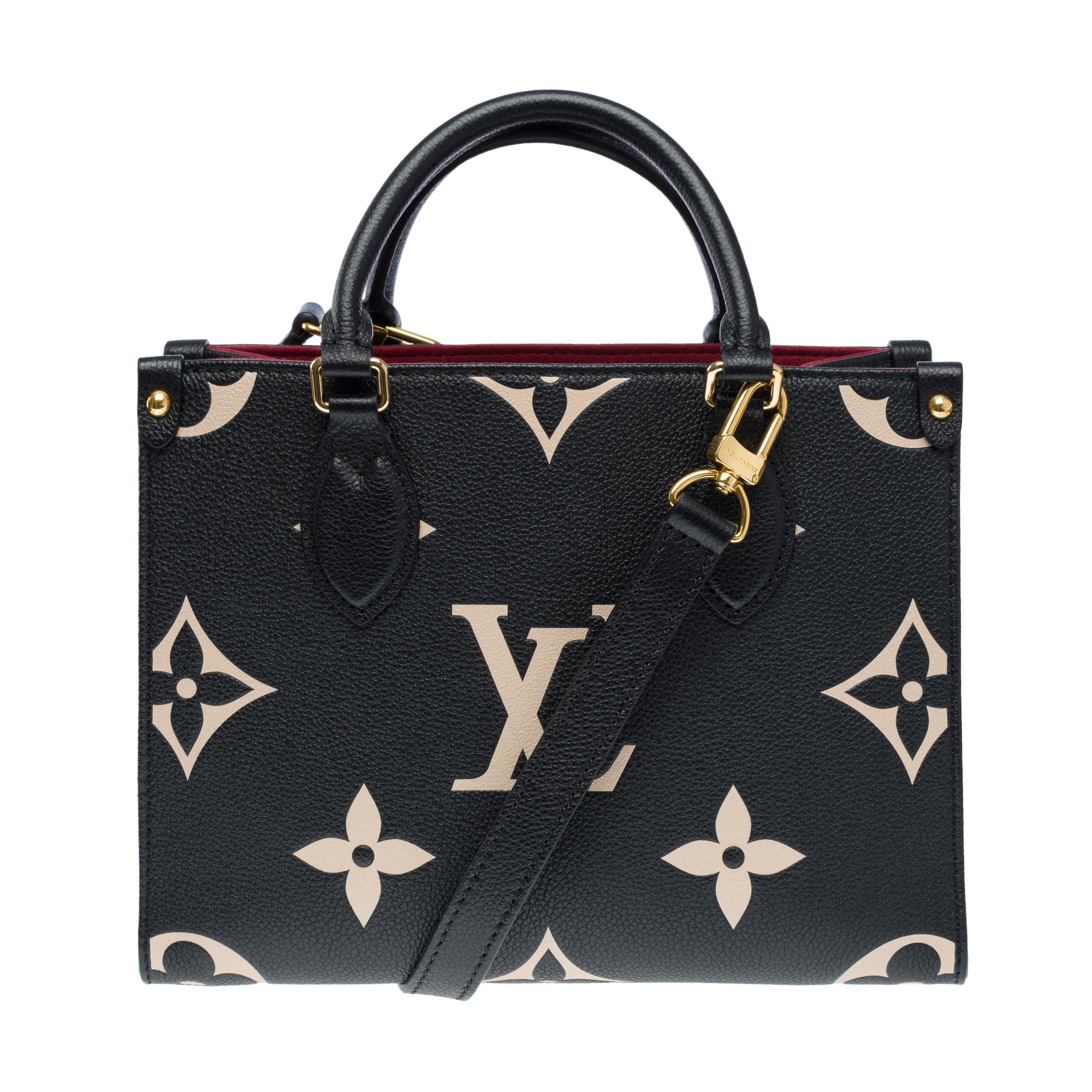 Black Louis Vuitton OnTheGo PM tote bag in Monogram Empreinte leather, GHW For Sale
