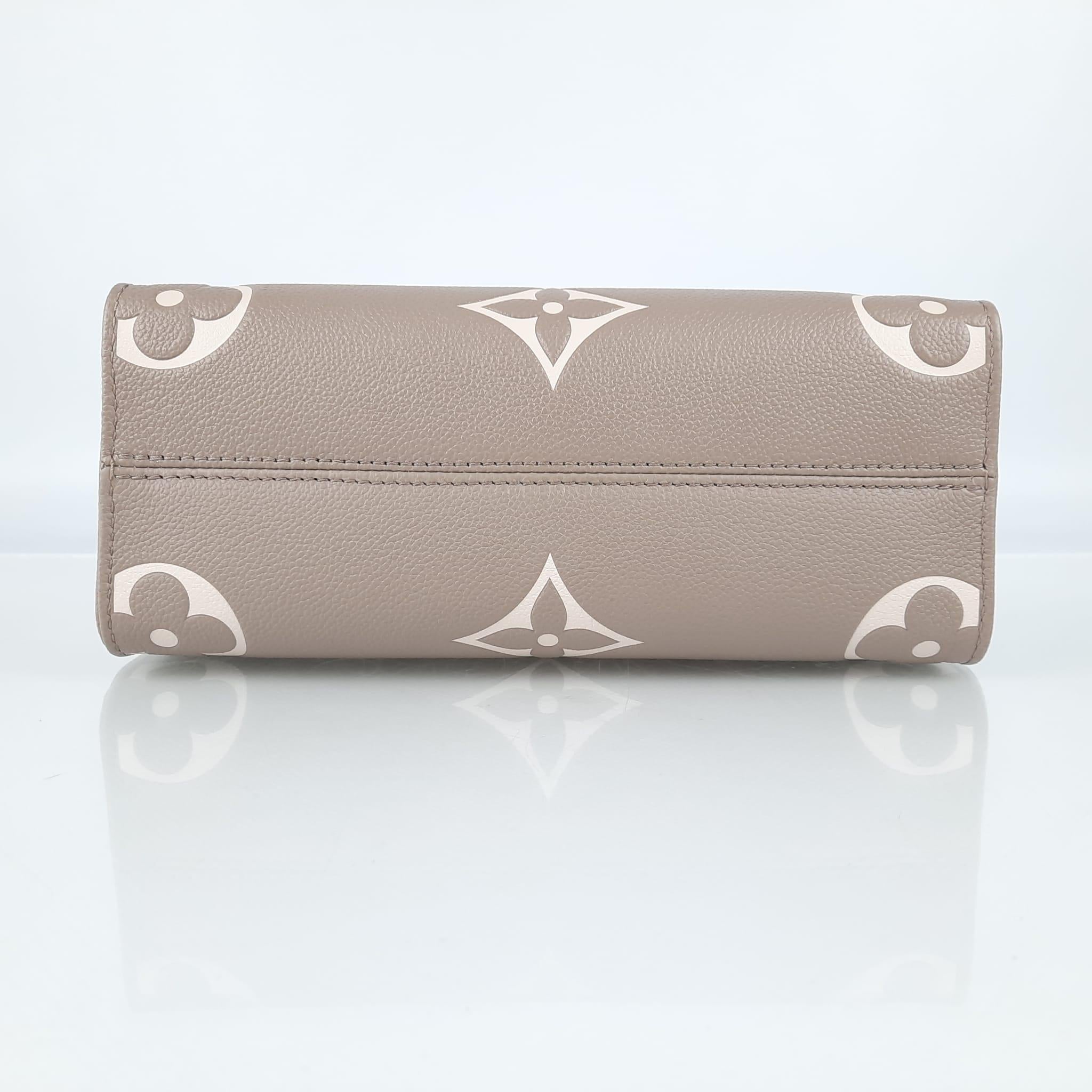 Louis Vuitton Onthego PM Tote Bag Tourterelle / Crème Monogram Empreinte Leather For Sale 2