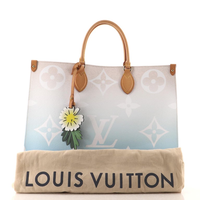 Louis Vuitton pre-owned By The Pool OnTheGo PM tote bag, Neutrals