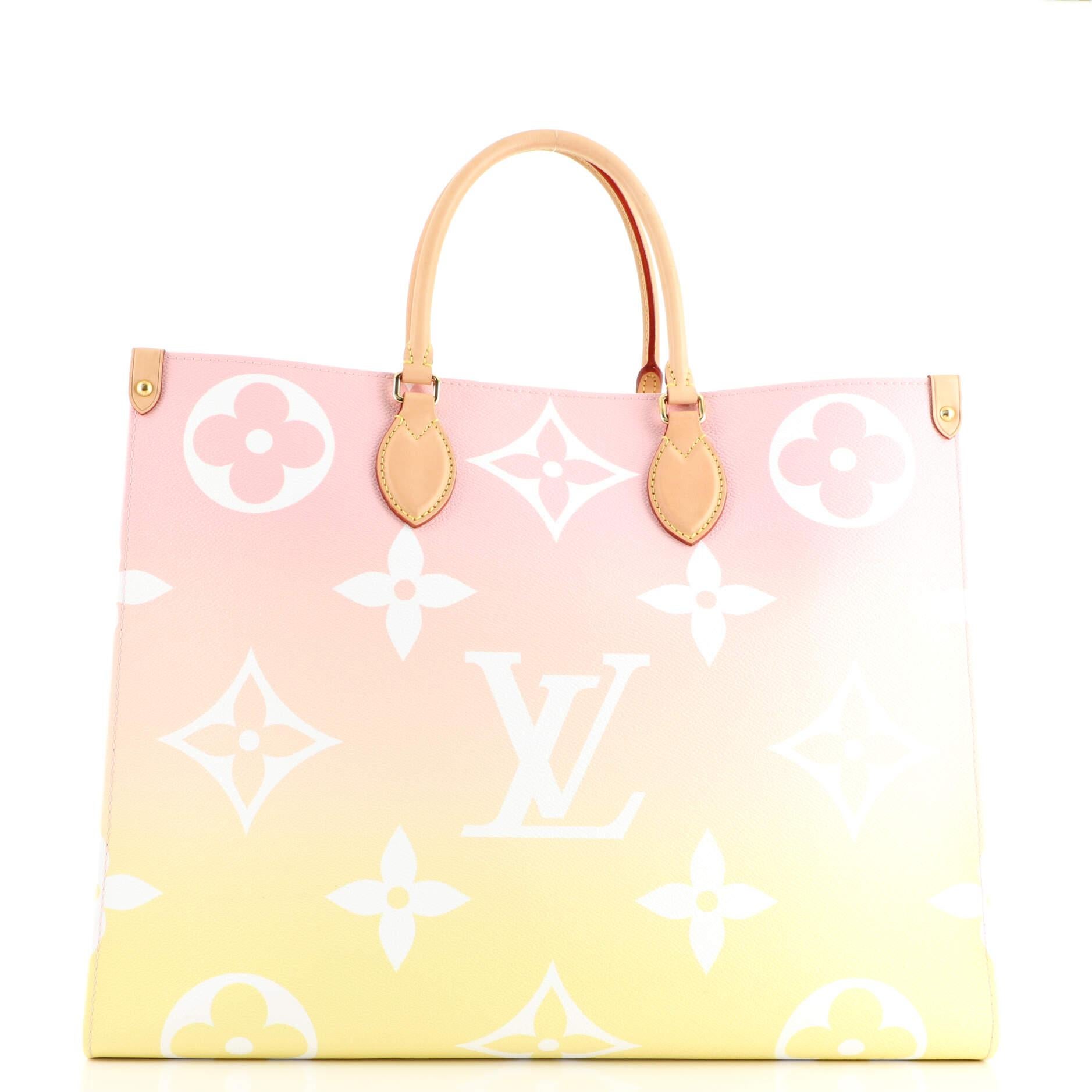 Louis Vuitton OnTheGo Tote By The Pool Monogram Giant GM In Good Condition In NY, NY