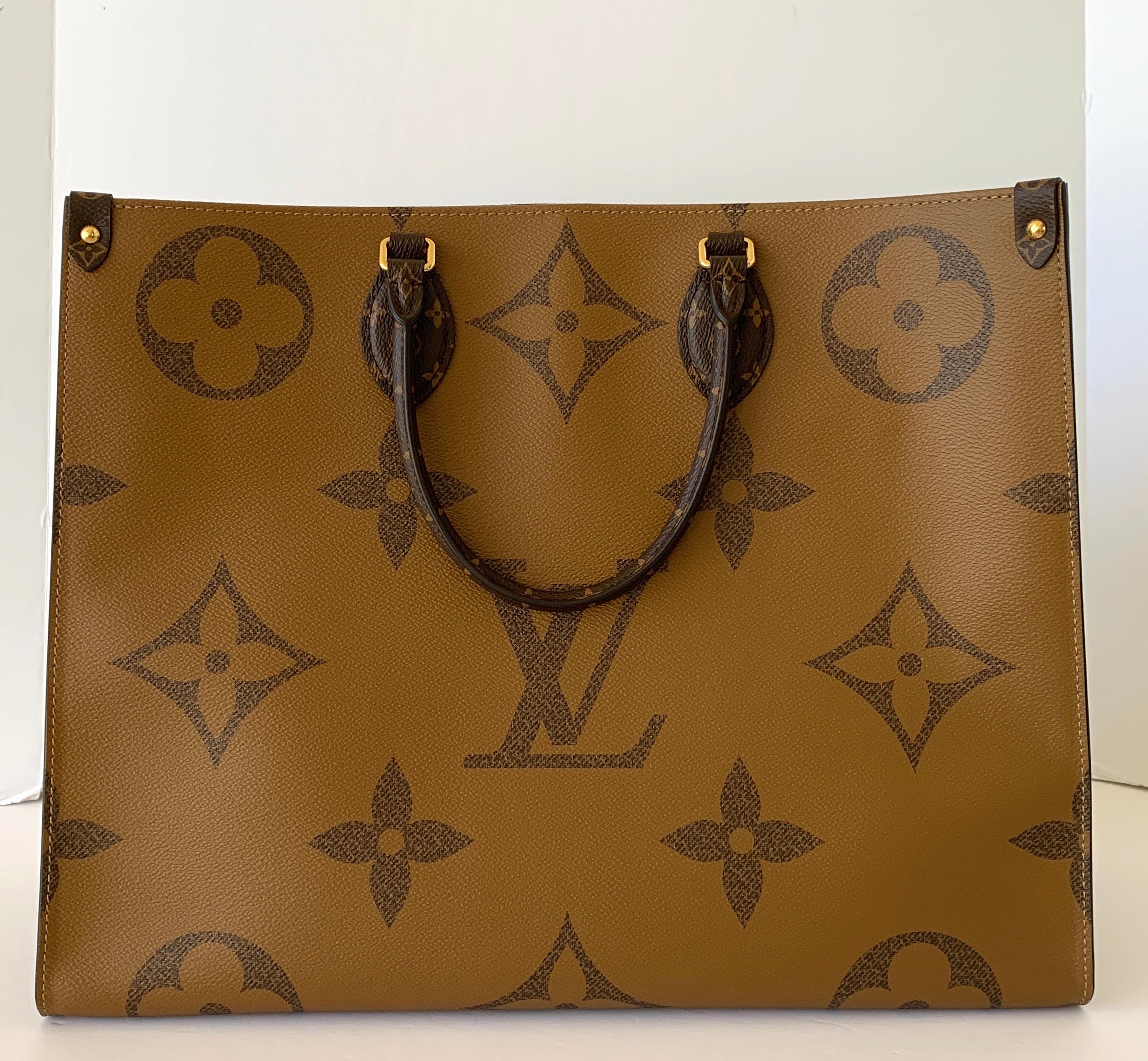 Brown Louis Vuitton Onthego Tote Giant Monogram Reverse