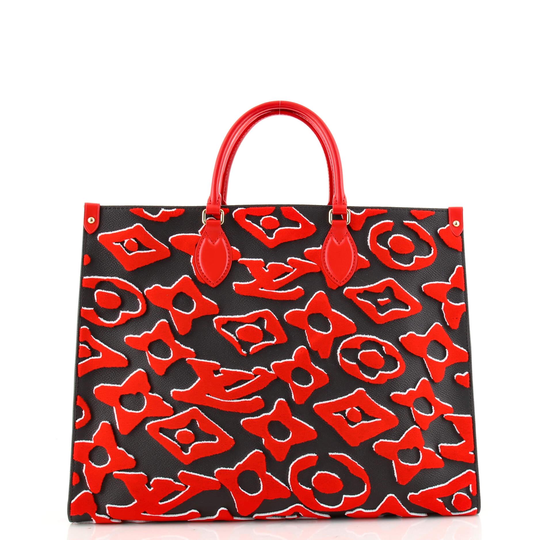 Louis Vuitton OnTheGo Tote Limited Edition Urs Fischer Tufted Monogram Canvas In Good Condition In NY, NY