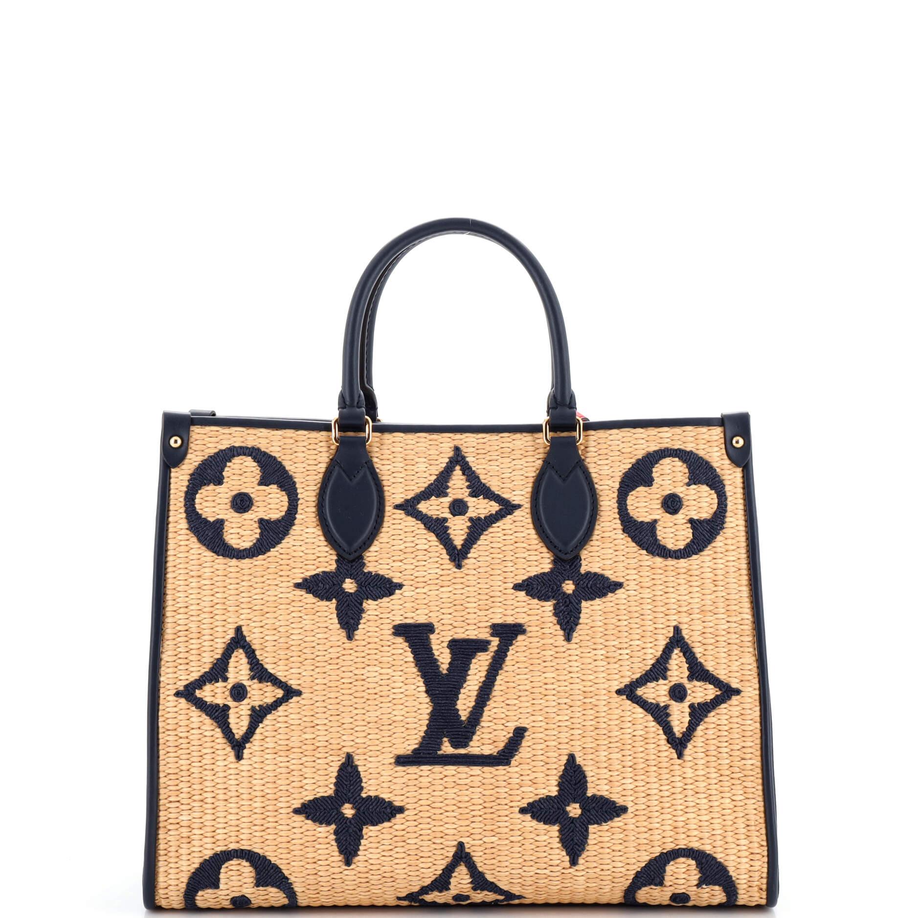Louis Vuitton OnTheGo Tote Monogram Giant Raffia MM In Good Condition For Sale In NY, NY