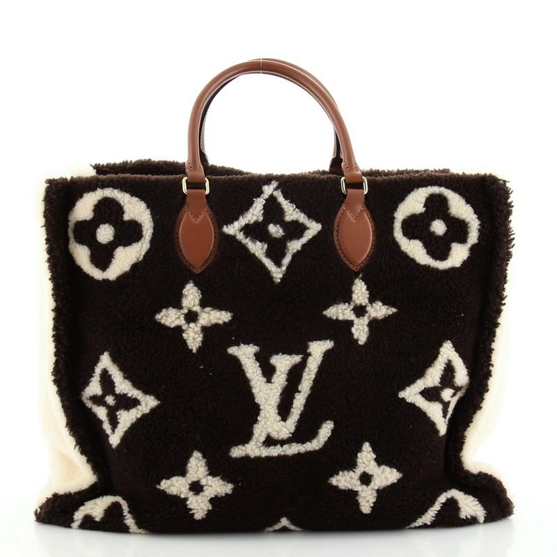 Louis Vuitton OnTheGo Tragetasche mit Monogramm aus riesigem Teddy-Fleece GM (Schwarz)