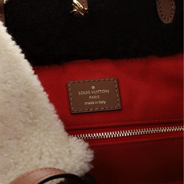 Louis Vuitton OnTheGo Tote Monogram Giant Teddy Fleece GM Black 2157811