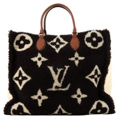 Louis Vuitton Teddy Muffle Calfskin Monogram Black Handwarmer Shoulder Bag  