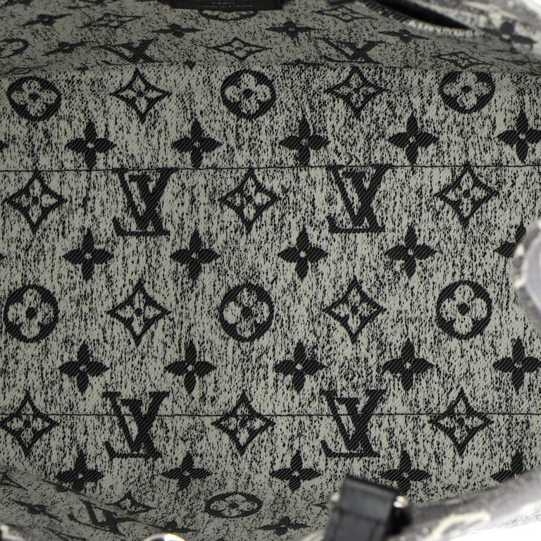 Louis Vuitton OnTheGo Tote Monogram Jacquard Denim MM For Sale at