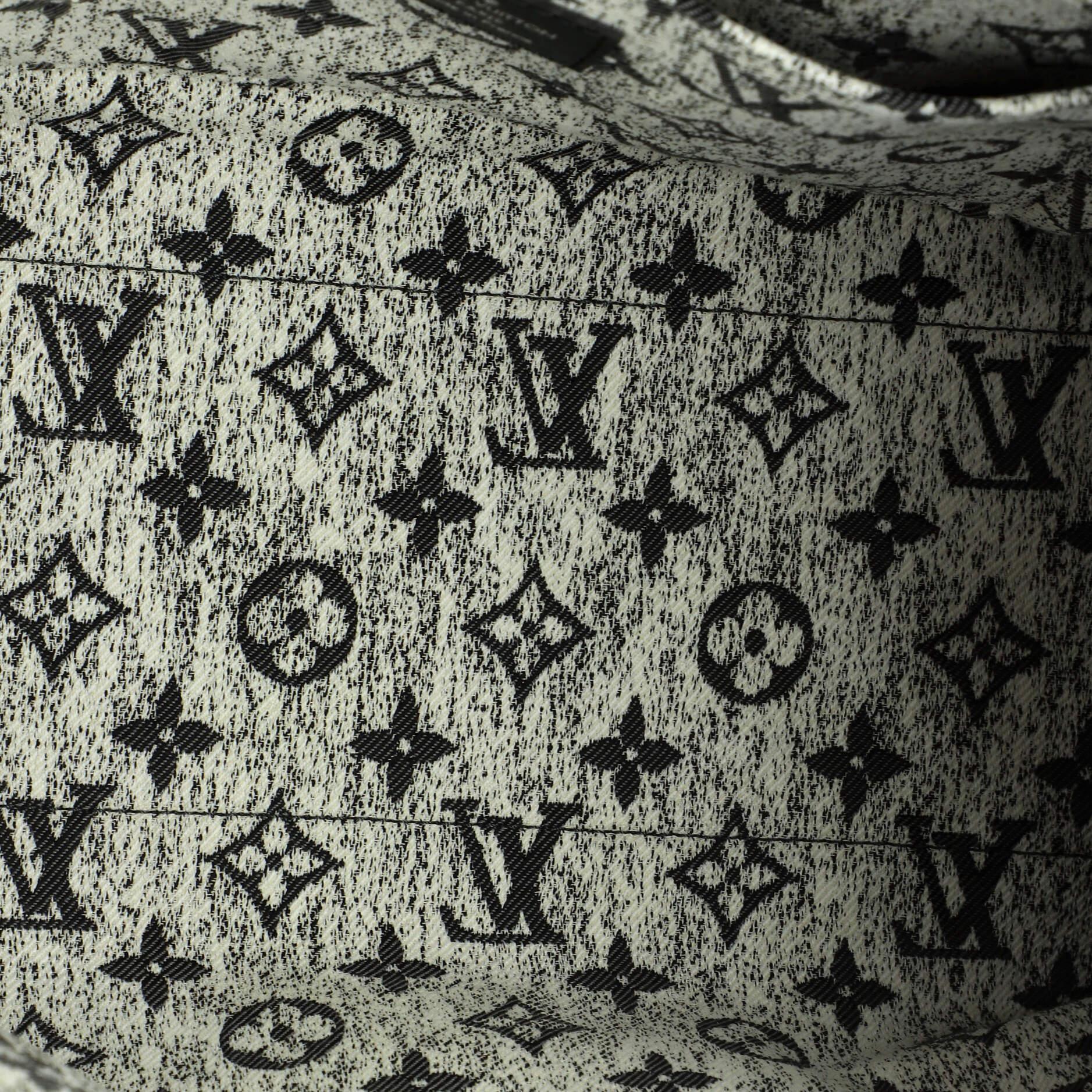 Louis Vuitton OnTheGo Tote Monogram Jacquard Denim MM For Sale 1