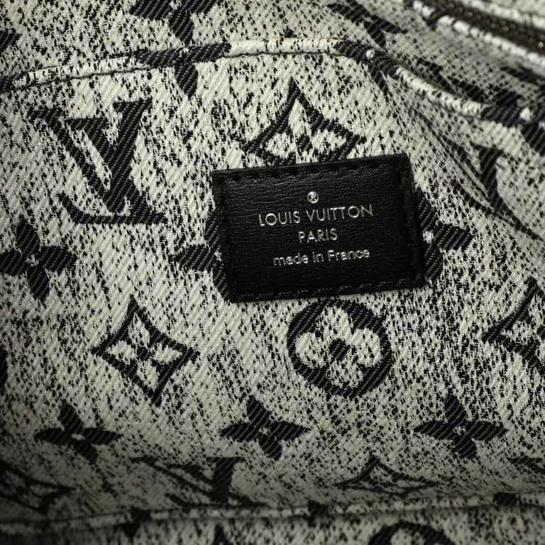 Louis Vuitton OnTheGo Tote Monogram Jacquard Denim MM For Sale at 1stDibs