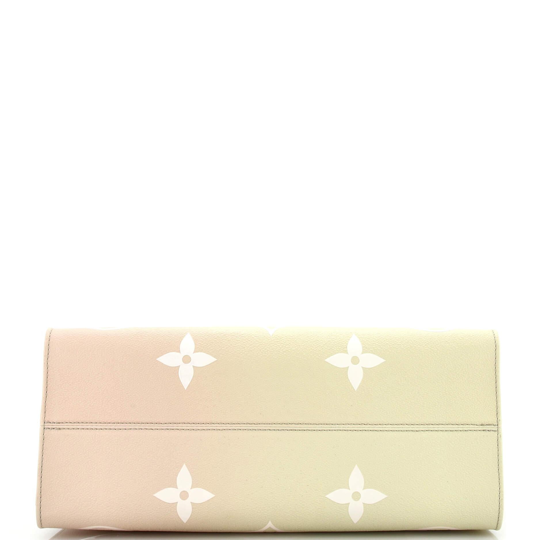 Louis Vuitton OnTheGo Tragetasche Spring in the City Monogramm Riesiges Segeltuch MM Damen