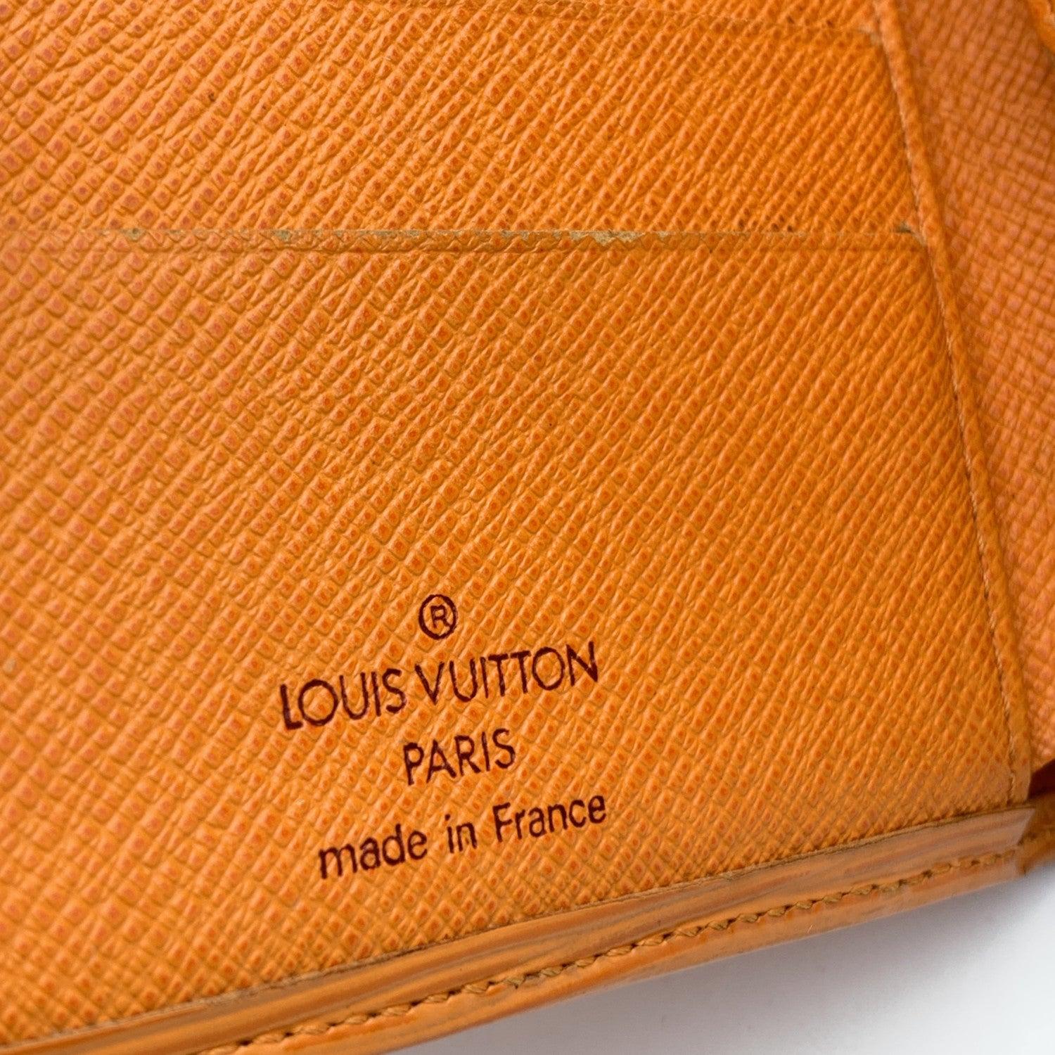 Louis Vuitton Orange Epi Leather Bifold Credit Card Wallet Coin Purse In Good Condition In Rome, Rome
