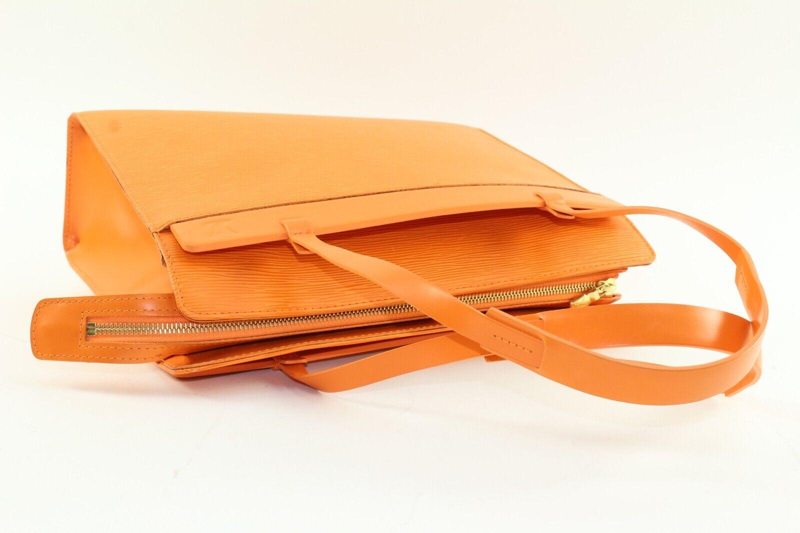 LOUIS VUITTON Orange Epi Leather Croisette Zip Shoulder Bag 1LV1220K For Sale 7