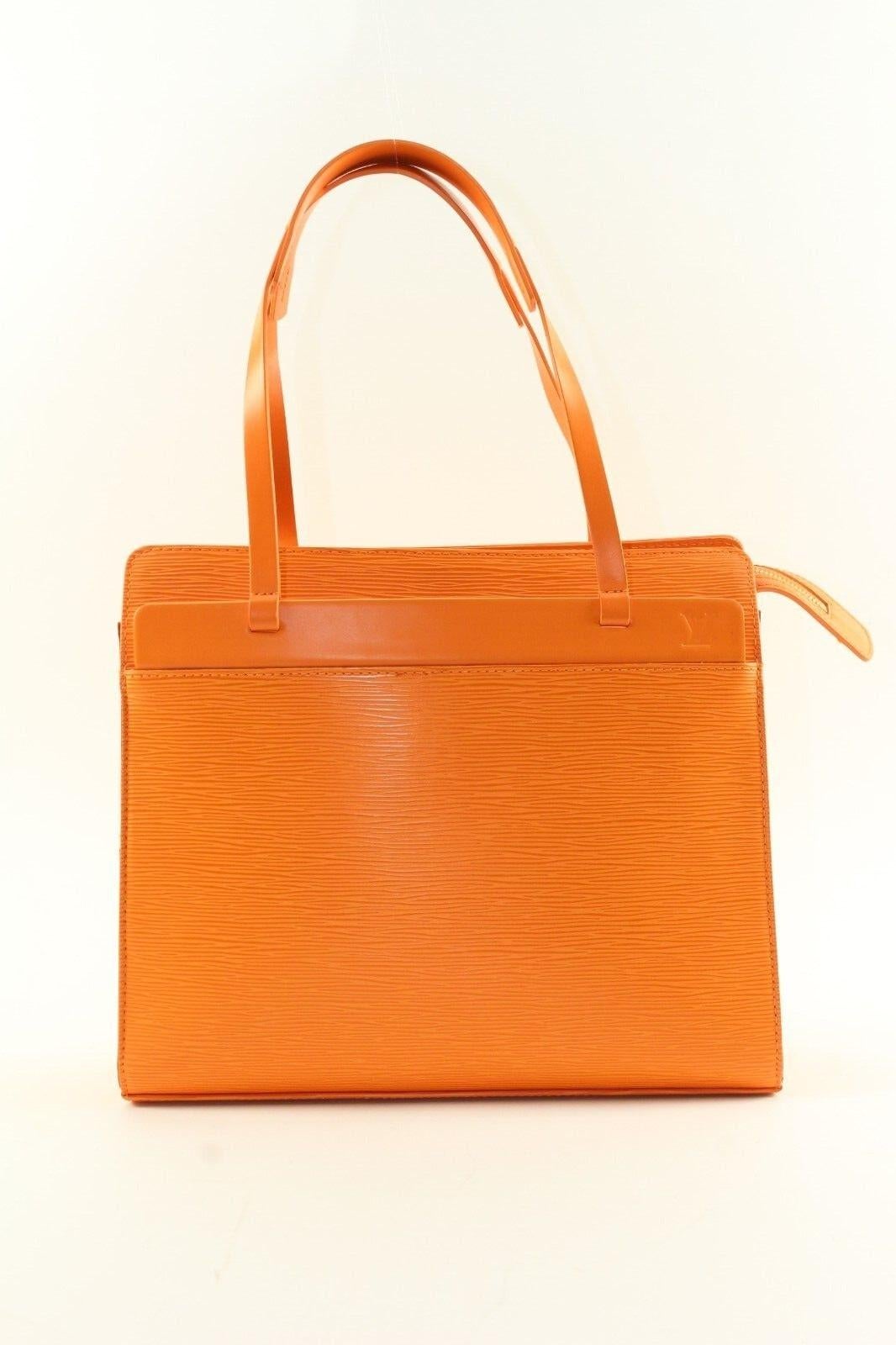 Women's LOUIS VUITTON Orange Epi Leather Croisette Zip Shoulder Bag 1LV1220K For Sale