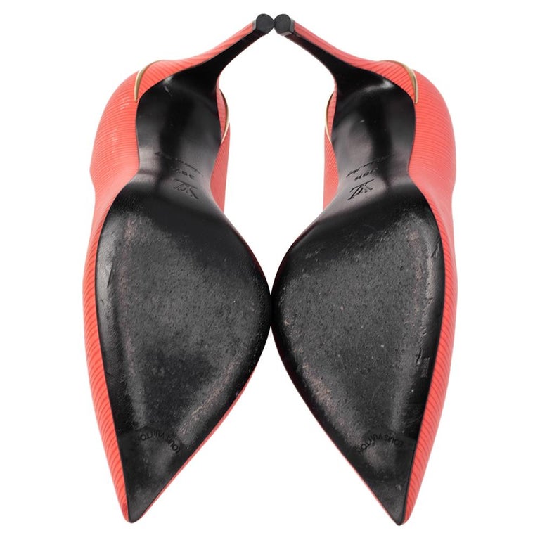 Louis Vuitton Orange Epi Leather Eyeline Pointed Toe Pumps Size 38.5 at  1stDibs