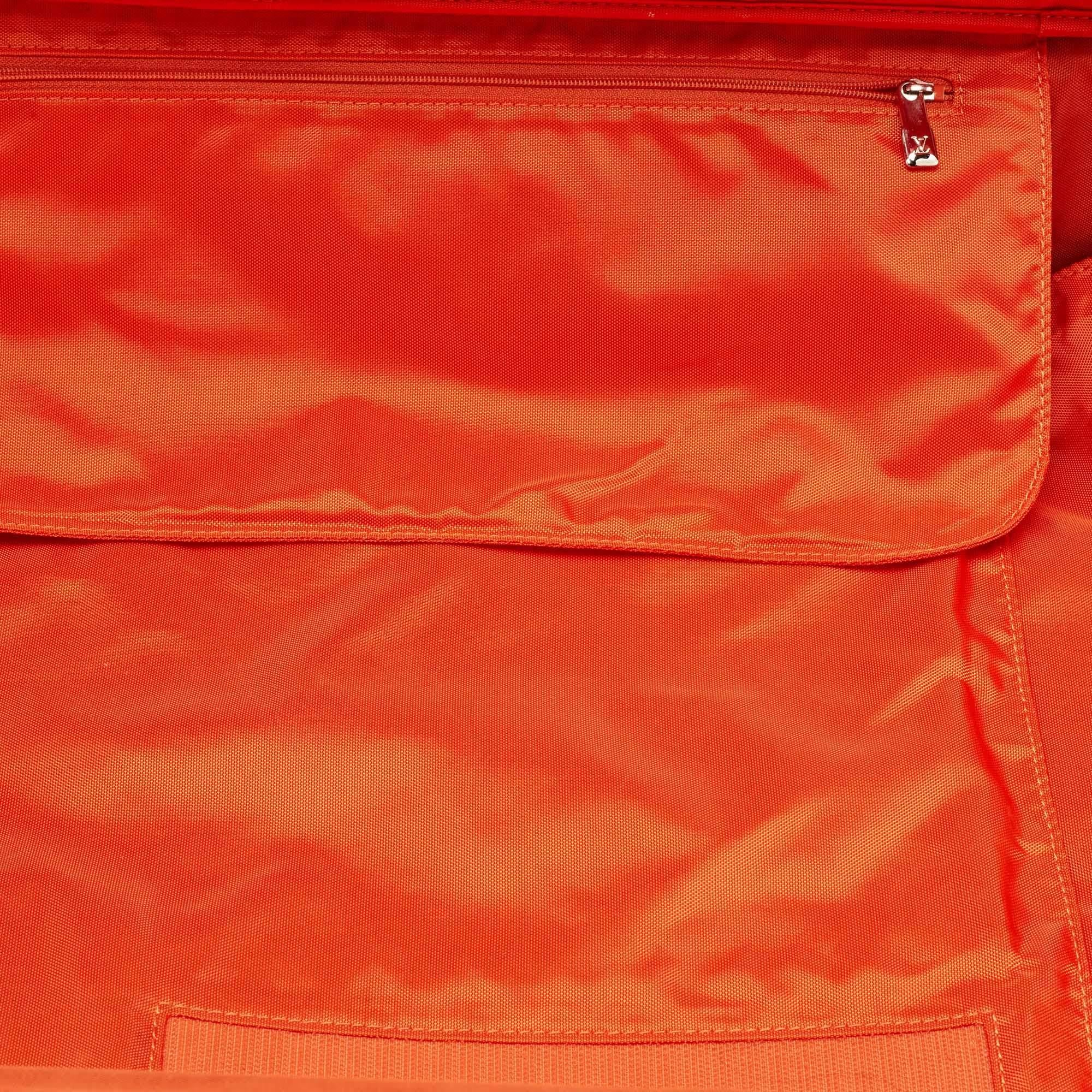 Louis Vuitton Orange Epi Leather Pegase 55 Luggage 10
