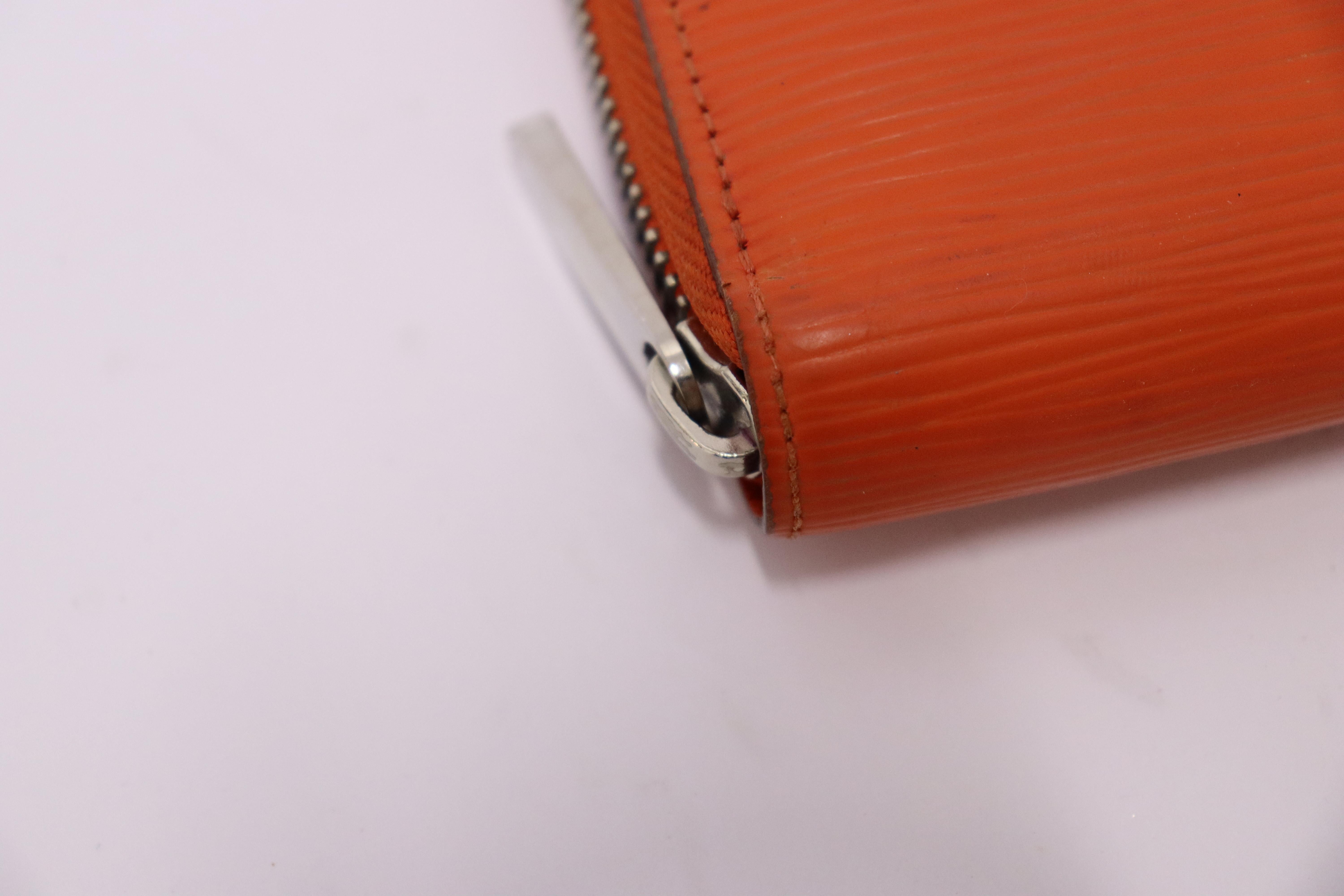 Louis Vuitton Orange EPI Leather Wallet For Sale 3