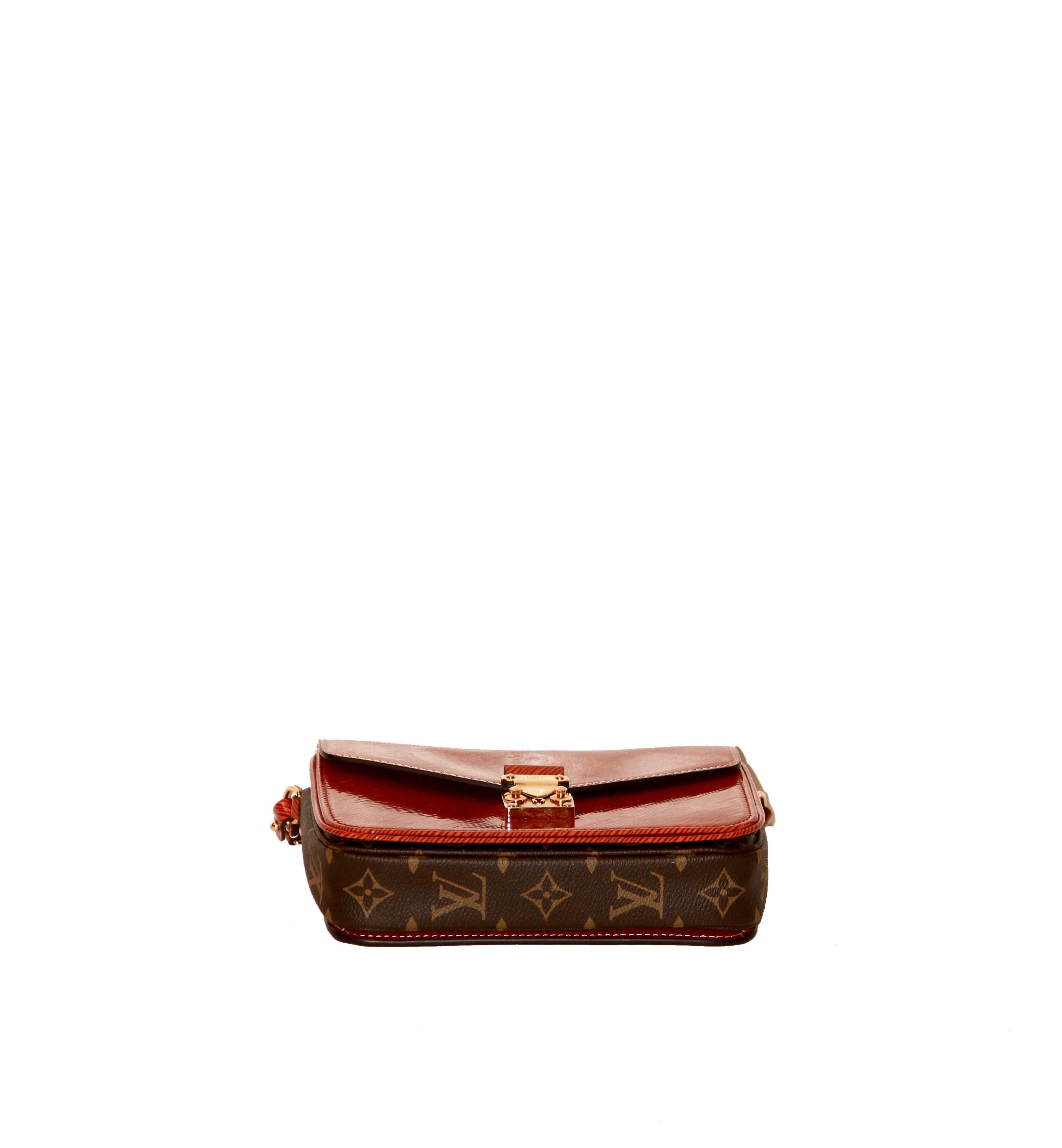 Louis Vuitton Orange Gold Patent Epi Leather Mini Pochette Metis In Excellent Condition In Geneva, CH