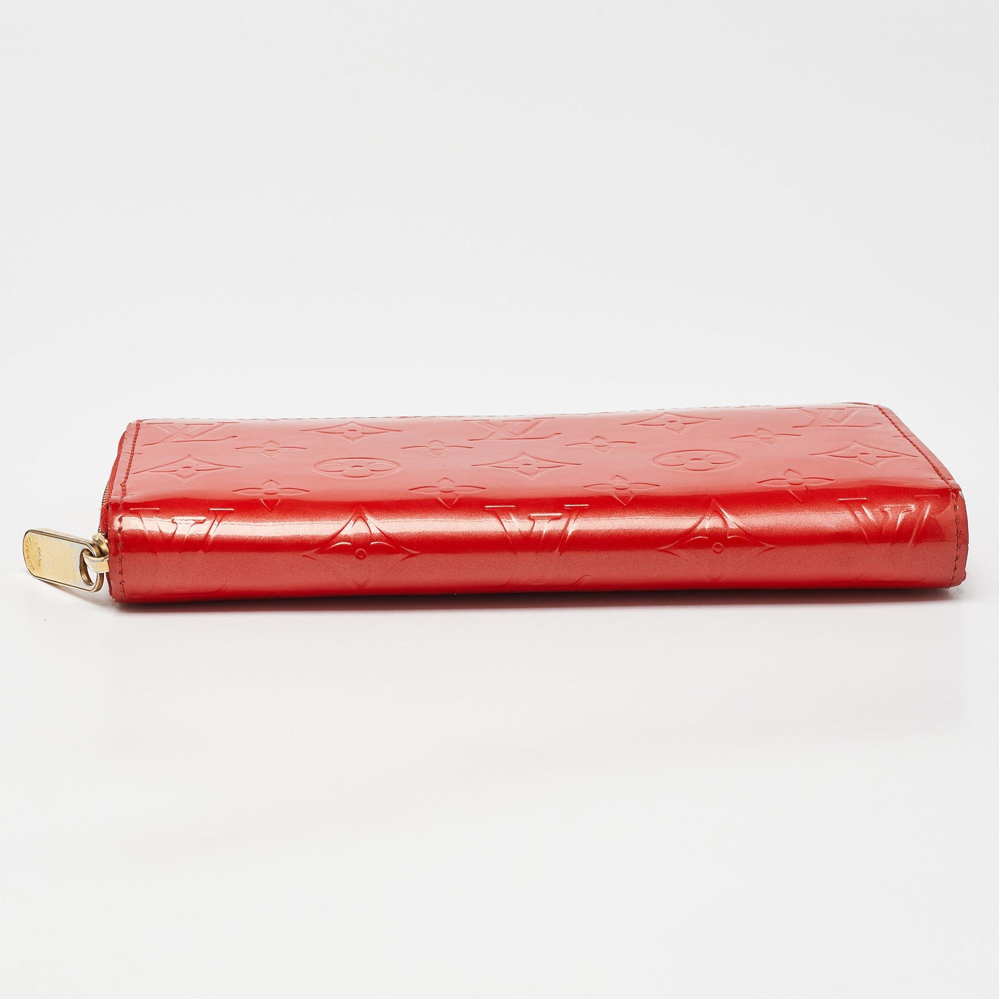 Louis Vuitton Orange Sunset Monogram Vernis Zippy Wallet For Sale 1