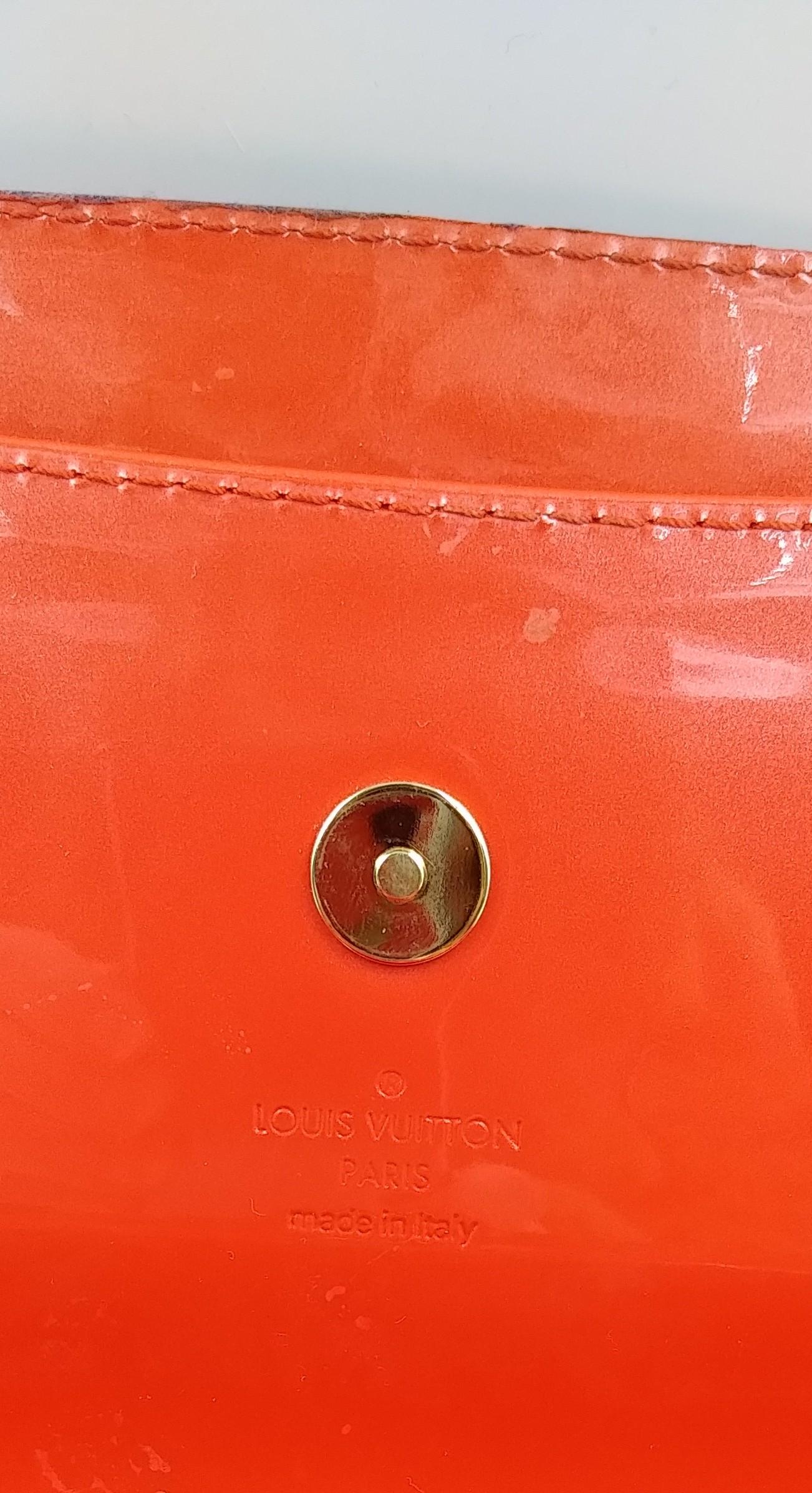 Louis Vuitton Orange Sunset Vernis Pochette Sobe Clutch Bag In Good Condition In Lugano, Ticino