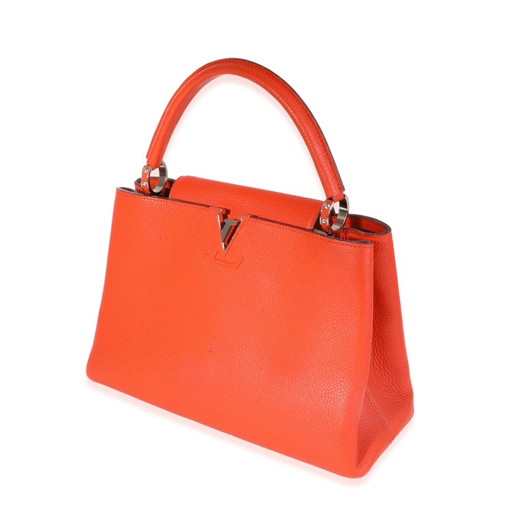 Louis Vuitton Orange Taurillon Leather Capucines MM In Excellent Condition For Sale In New York, NY